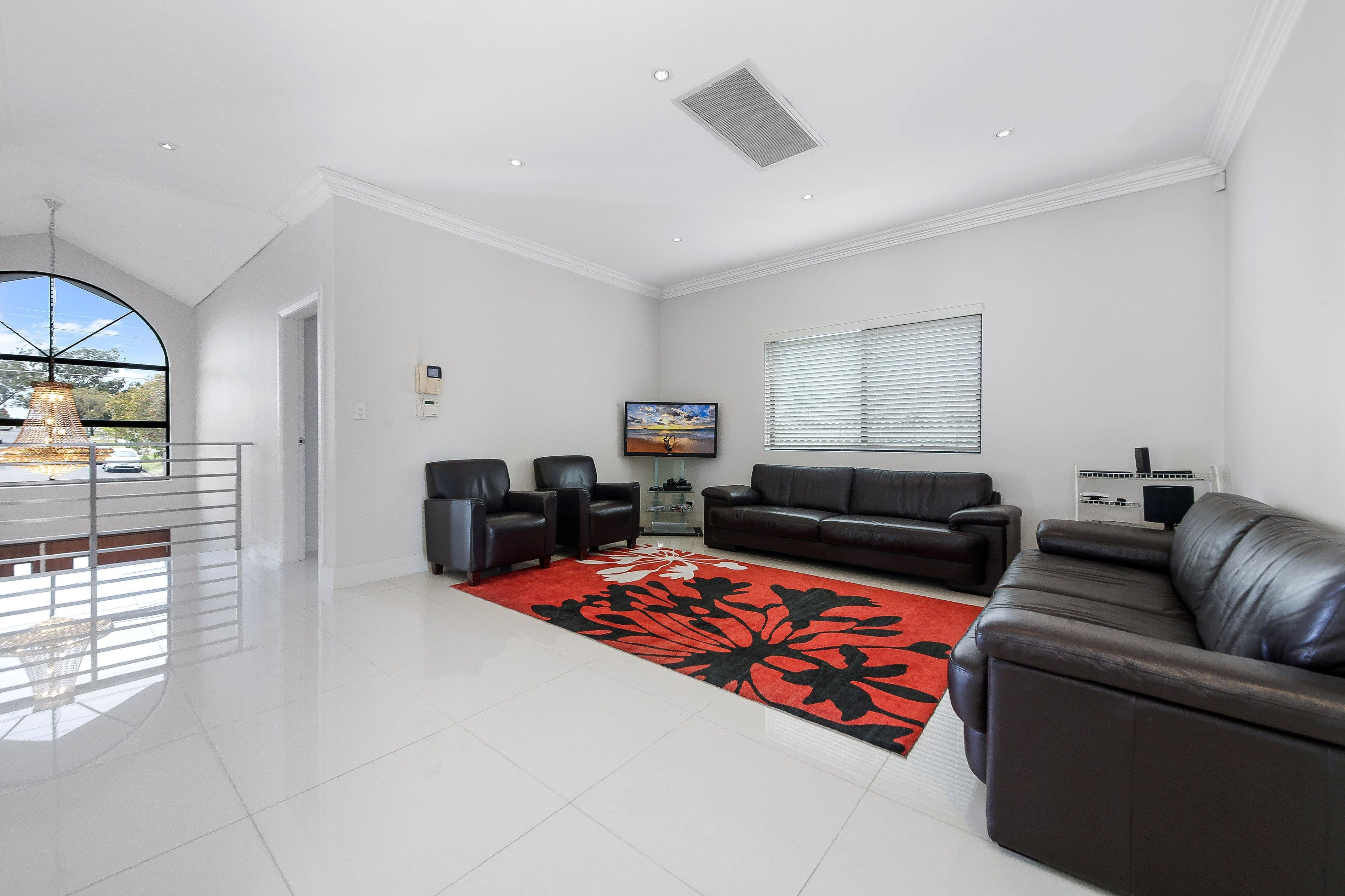 328 Waterloo Road, Greenacre NSW 2190, Greenacre - Thumbnail 5