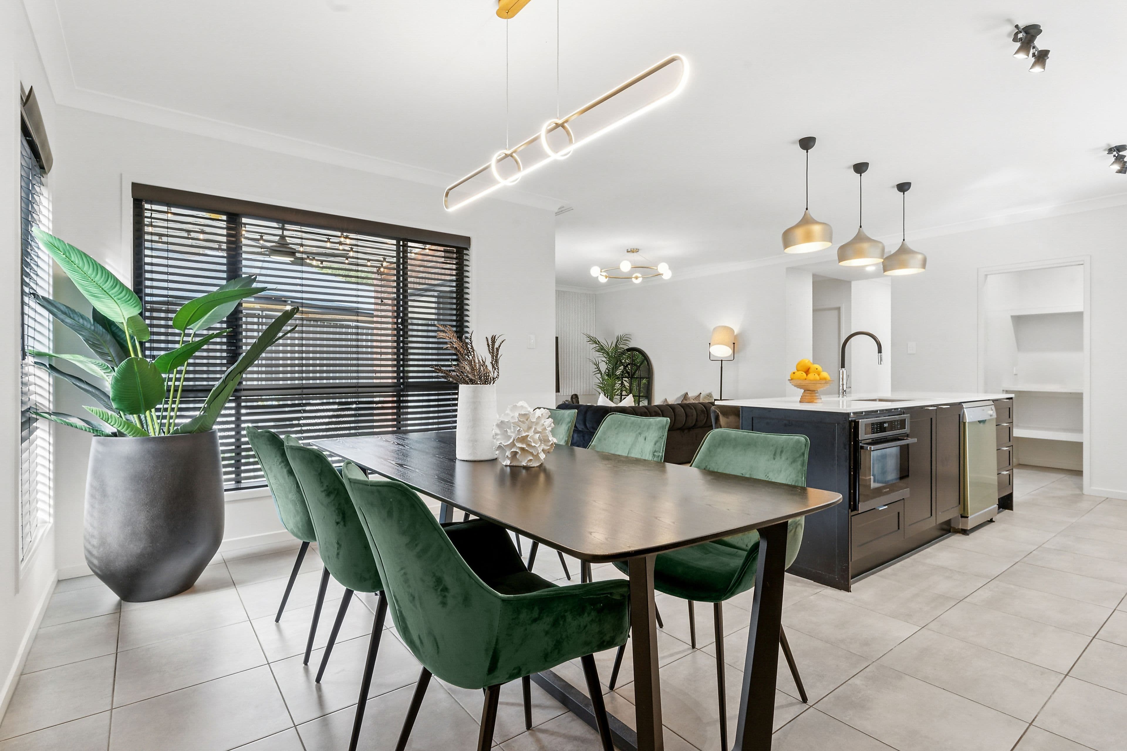 21 Aberdeen Place, Upper Kedron QLD 4055, Upper Kedron - Thumbnail 6