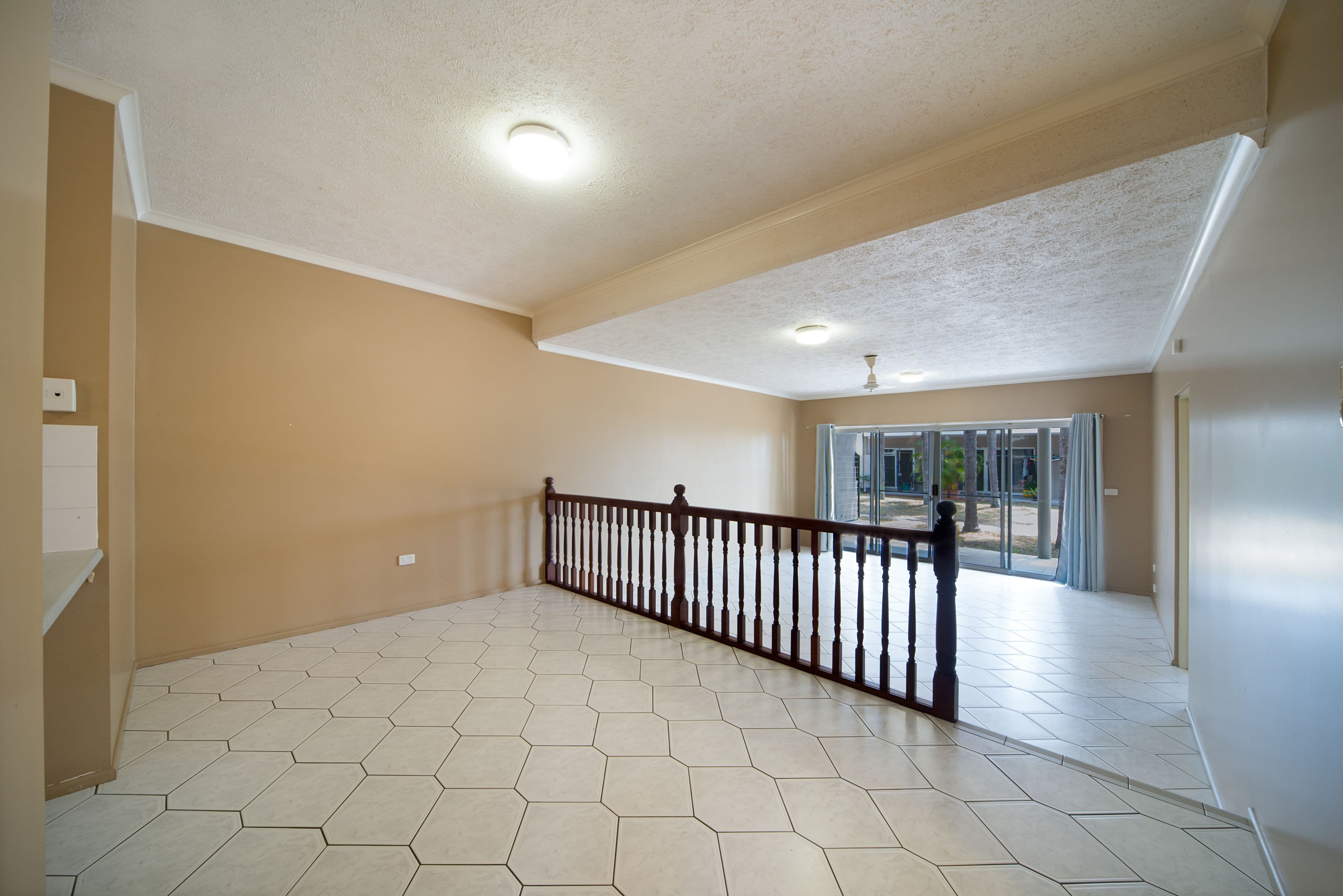 10 Island Drive, Cannonvale QLD 4802, Cannonvale - Thumbnail 7