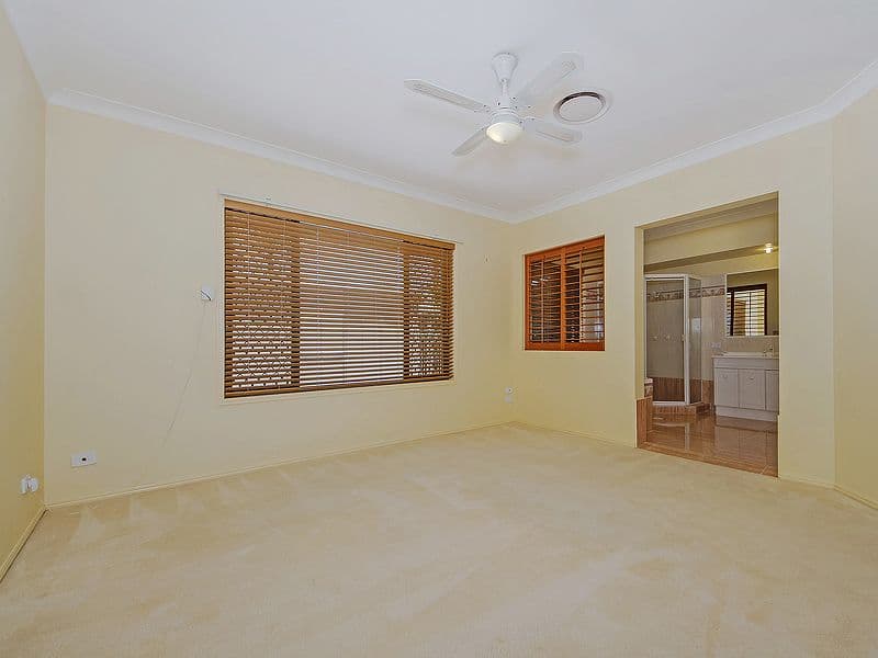 2 Wimbledon Way, OXENFORD QLD 4210, Oxenford - Thumbnail 6