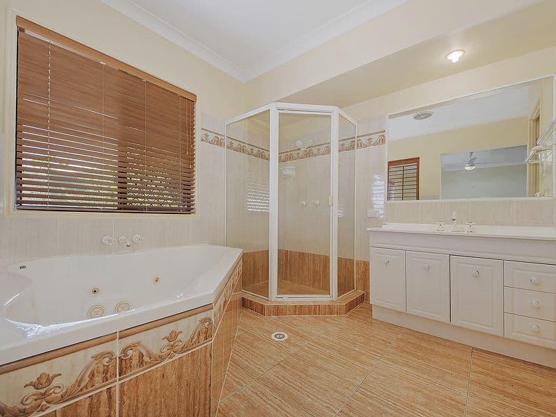 2 Wimbledon Way, OXENFORD QLD 4210, Oxenford - Thumbnail 8
