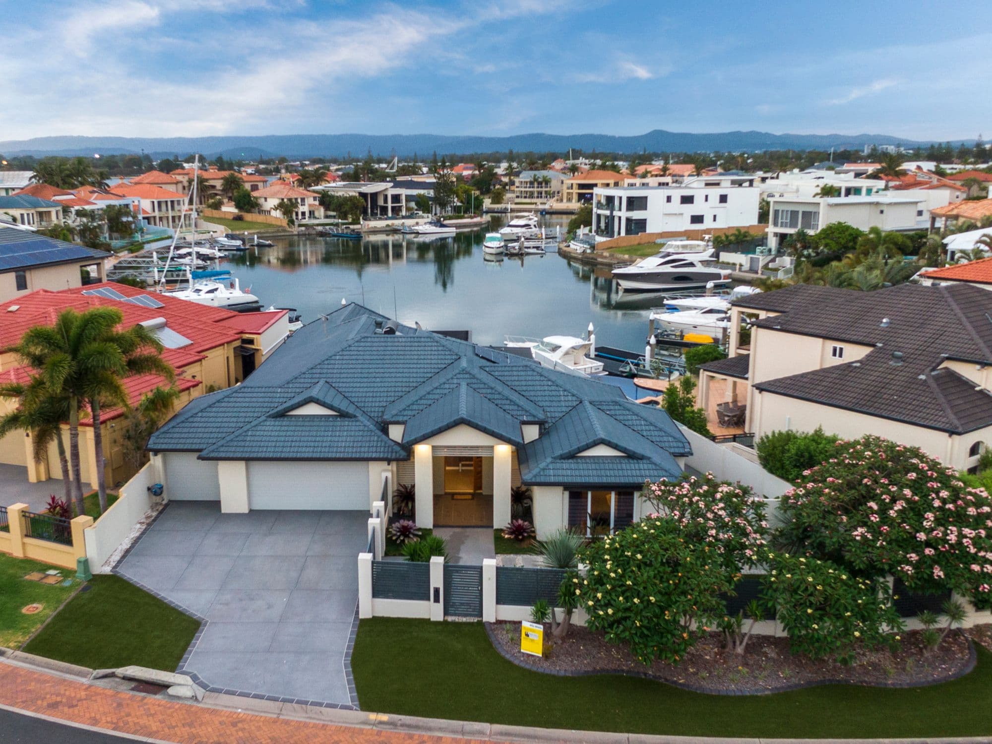 28 King Arthurs Court, Sovereign Islands QLD 4216, Sovereign Islands - Thumbnail 2