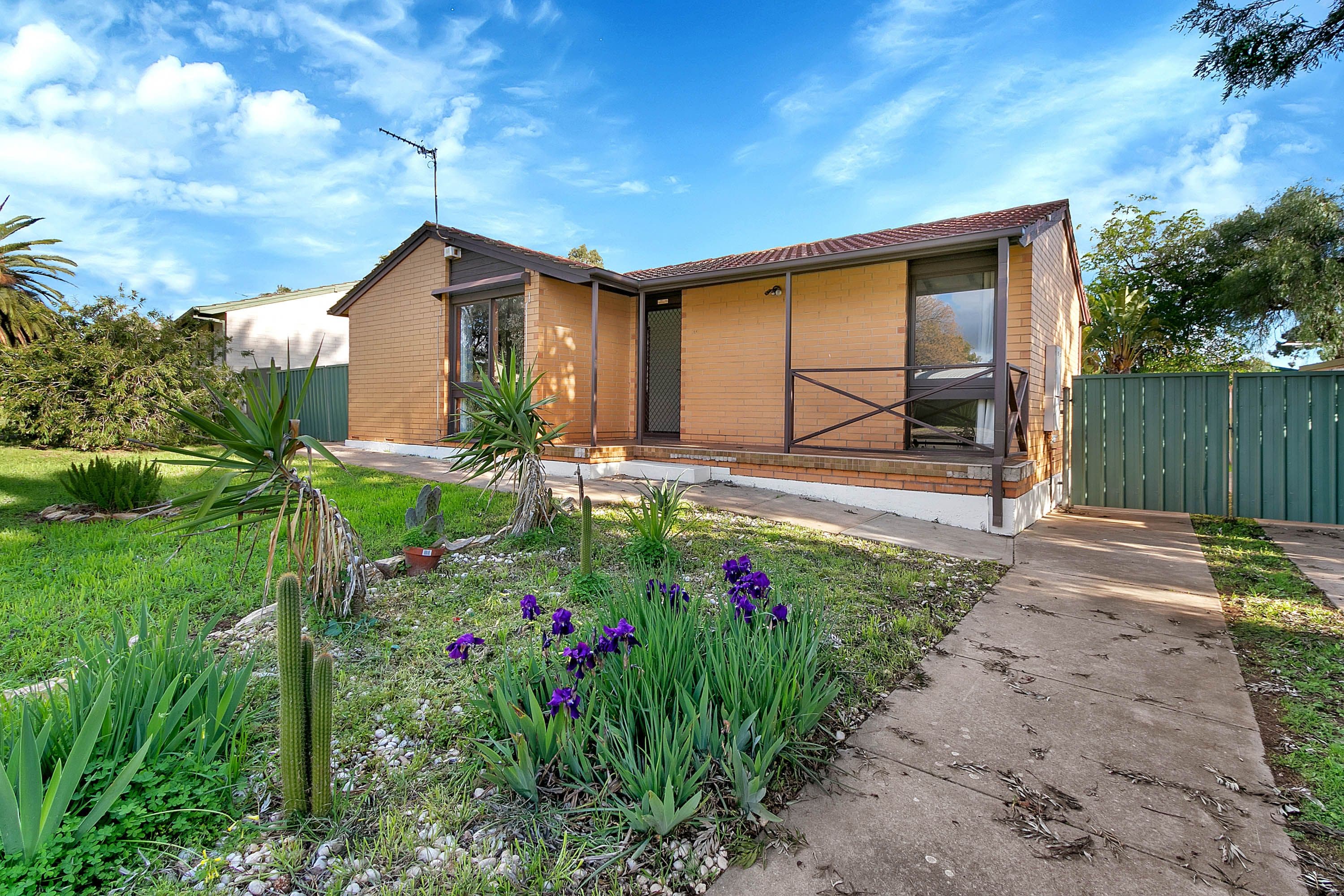33 Chowilla Court, Craigmore SA 5114, Craigmore - Image 1