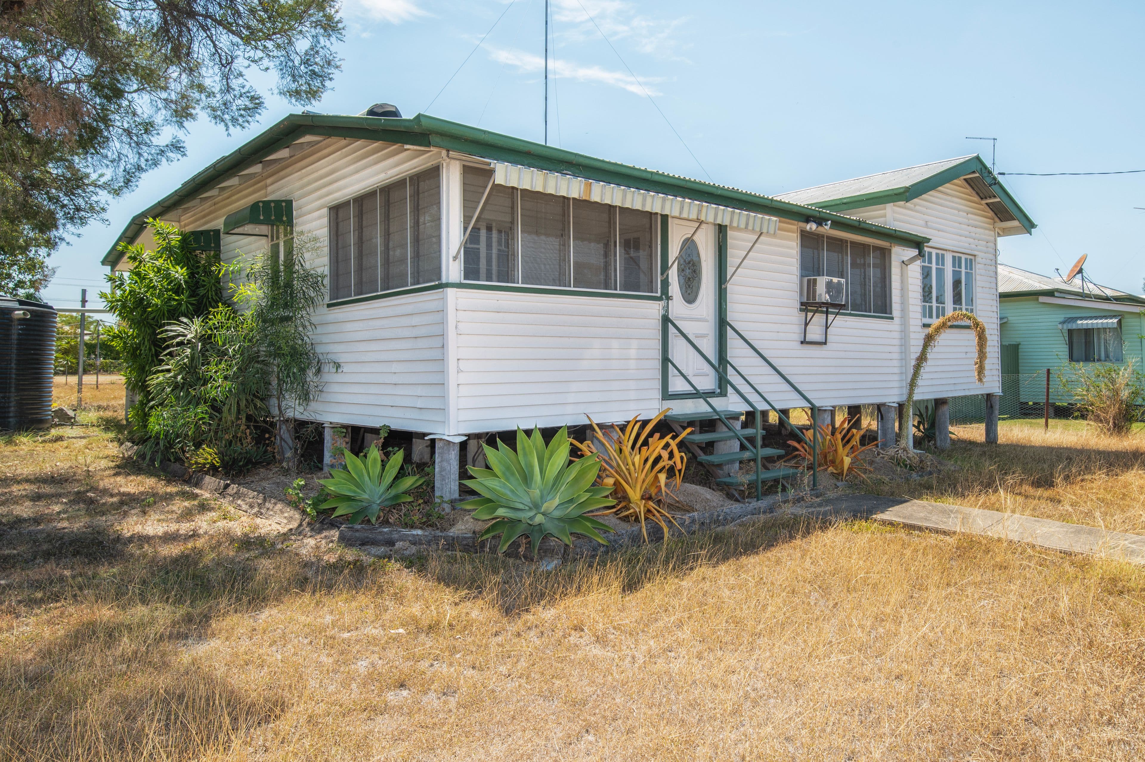 10 Callide Street, Biloela QLD 4715, Biloela - Thumbnail 3