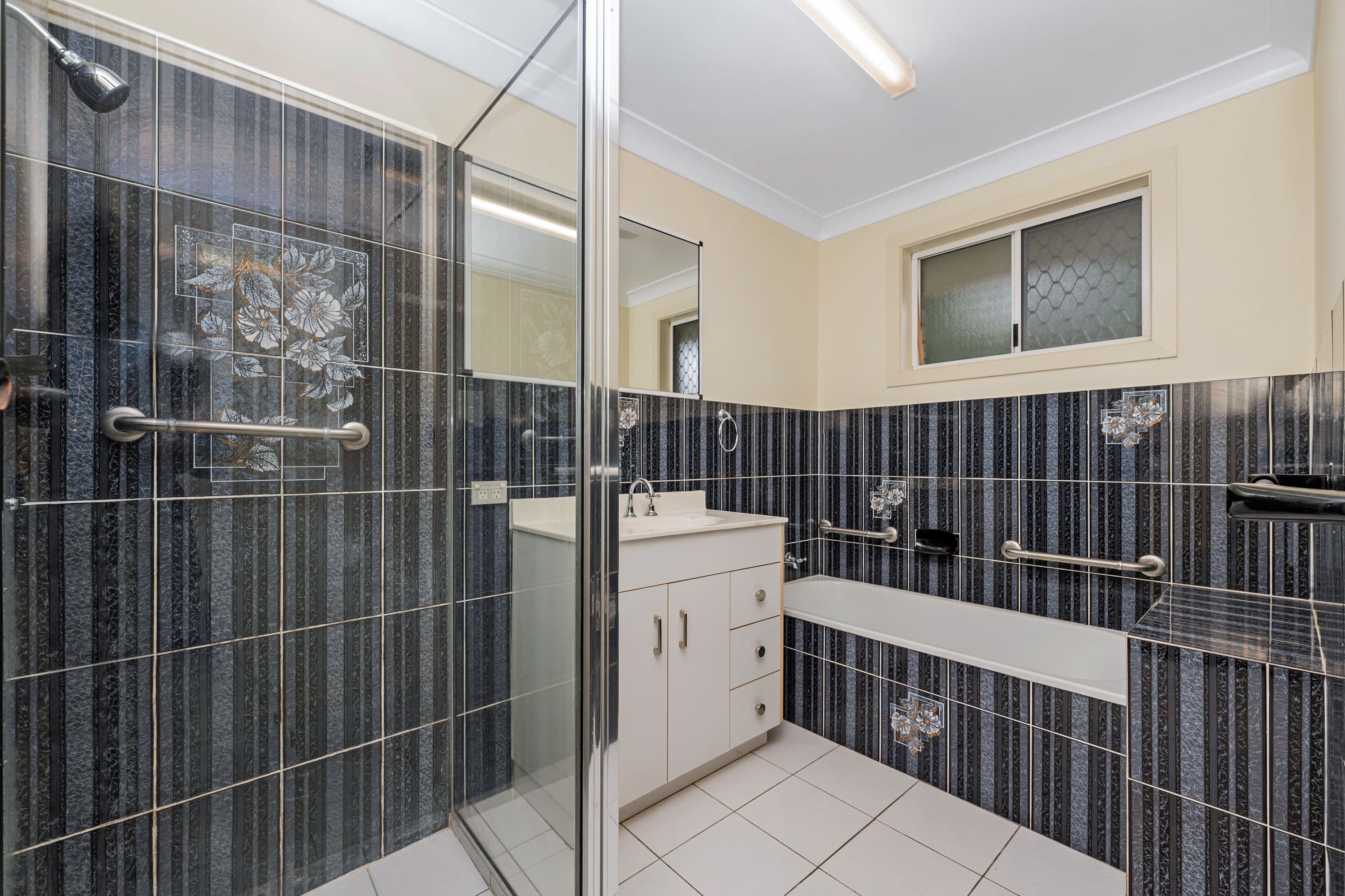 13 Lisbon Court, Kirwan QLD 4817, Kirwan - Thumbnail 7