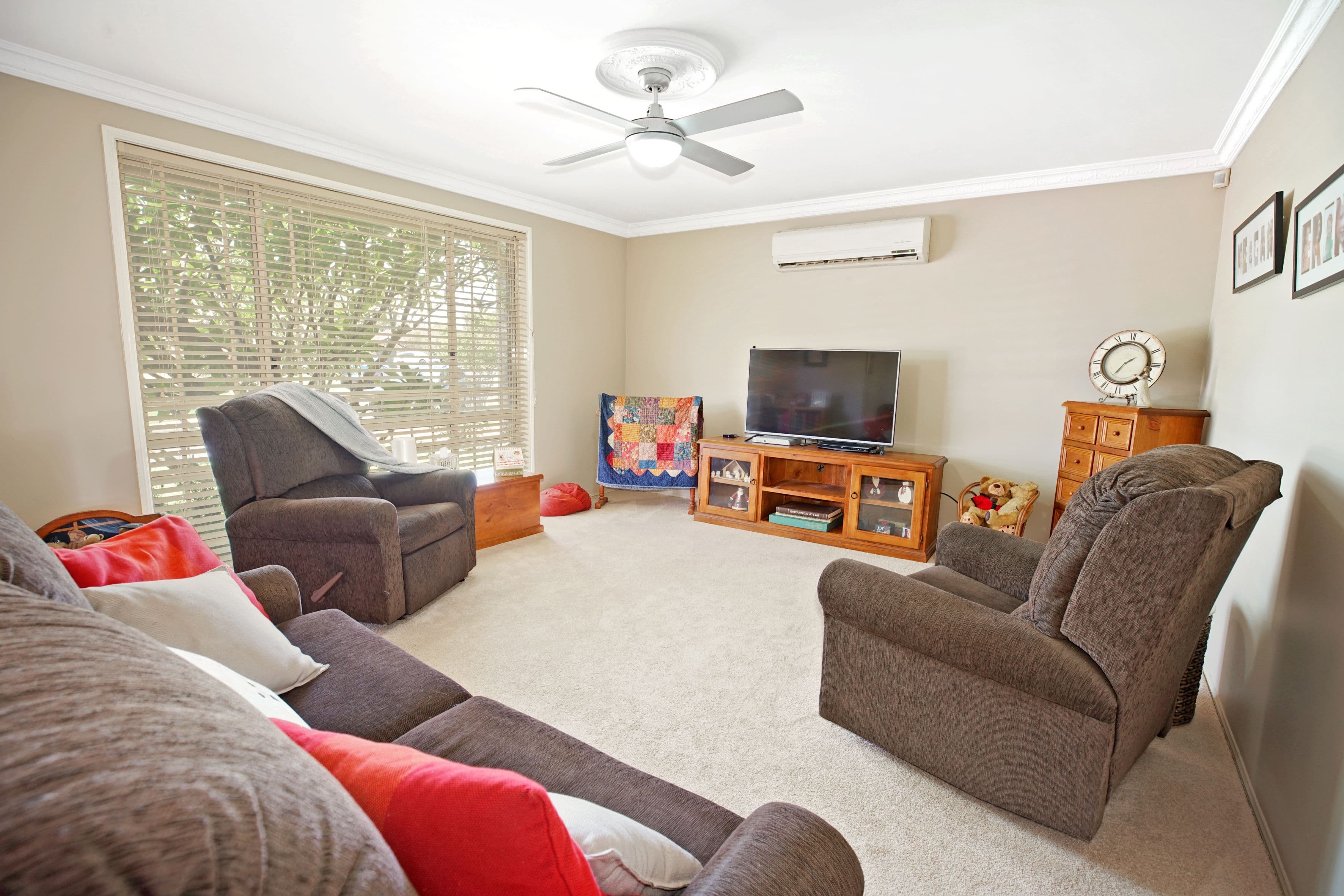 28 Jillak Close, Glenmore Park - Thumbnail 3