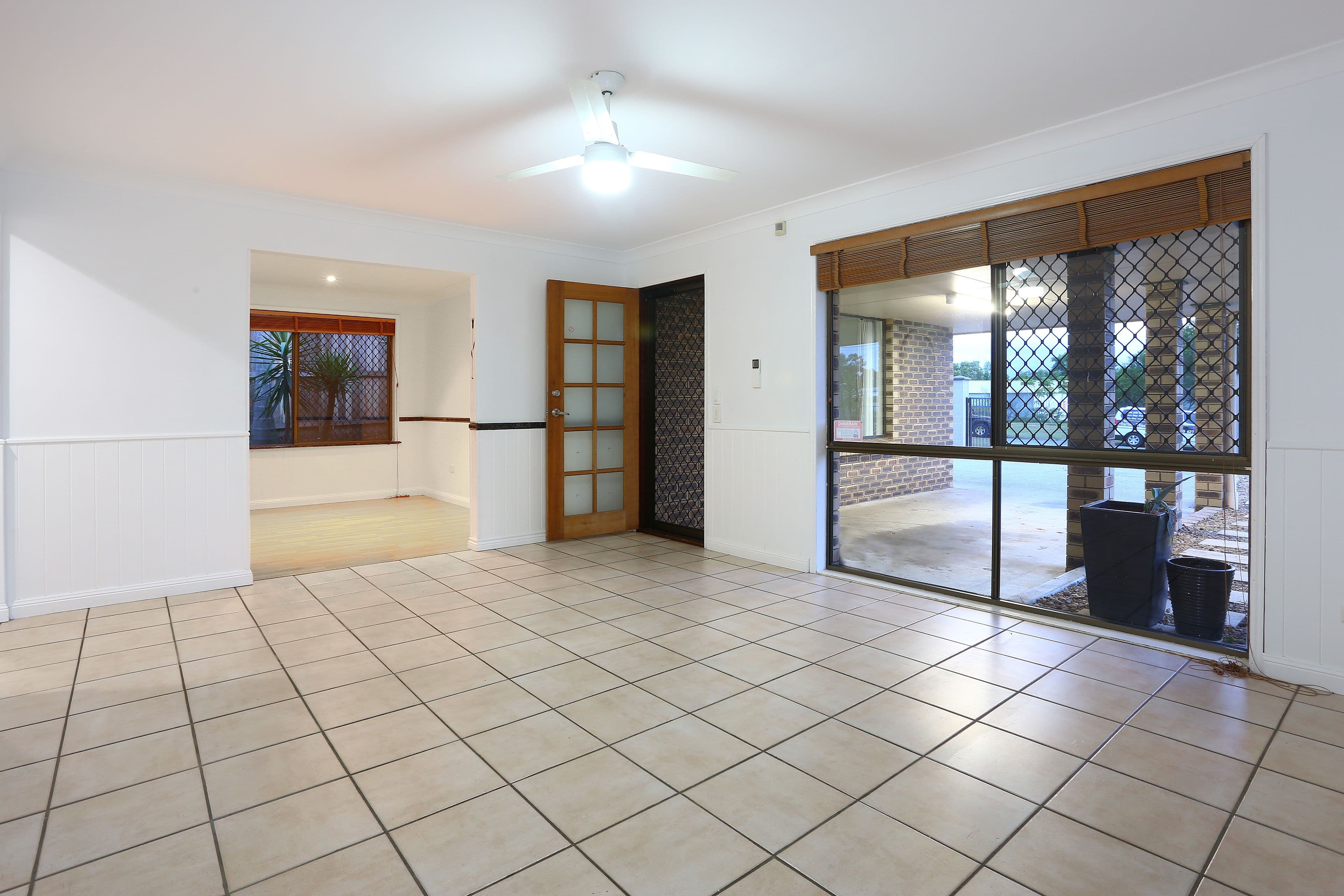 11 Harper Street, Molendinar QLD 4214, Molendinar - Thumbnail 4
