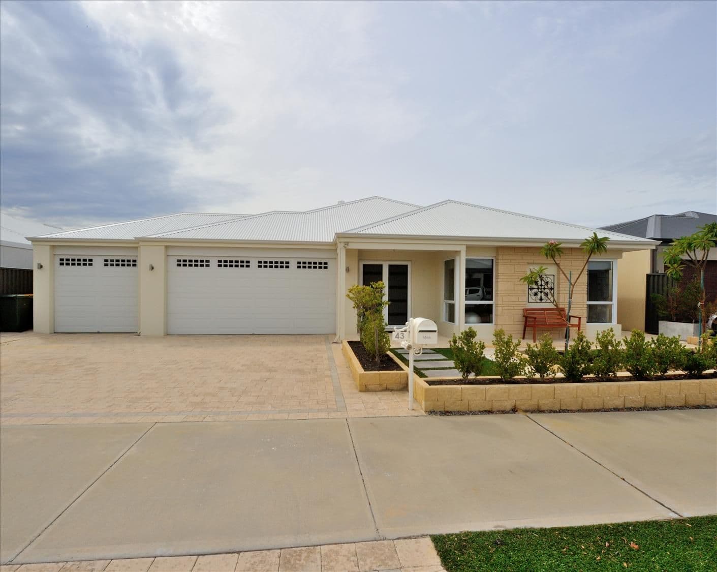 43 Wistful Parade, AVELEY WA 6069, Aveley - Image 1