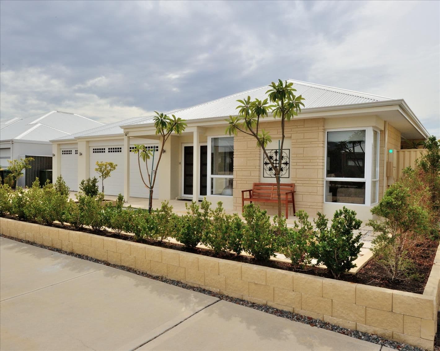 43 Wistful Parade, AVELEY WA 6069, Aveley - Thumbnail 2