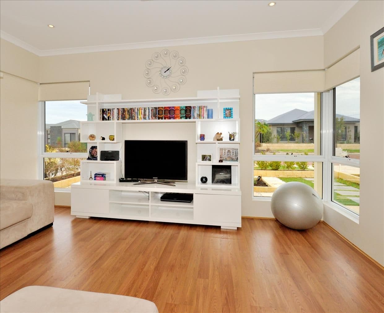 43 Wistful Parade, AVELEY WA 6069, Aveley - Thumbnail 3