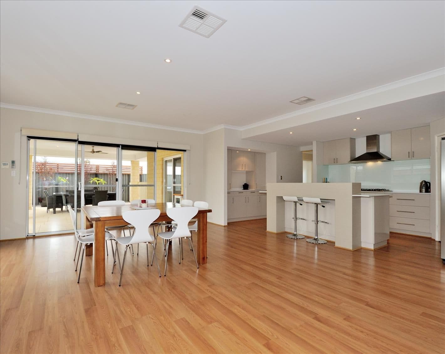 43 Wistful Parade, AVELEY WA 6069, Aveley - Thumbnail 8