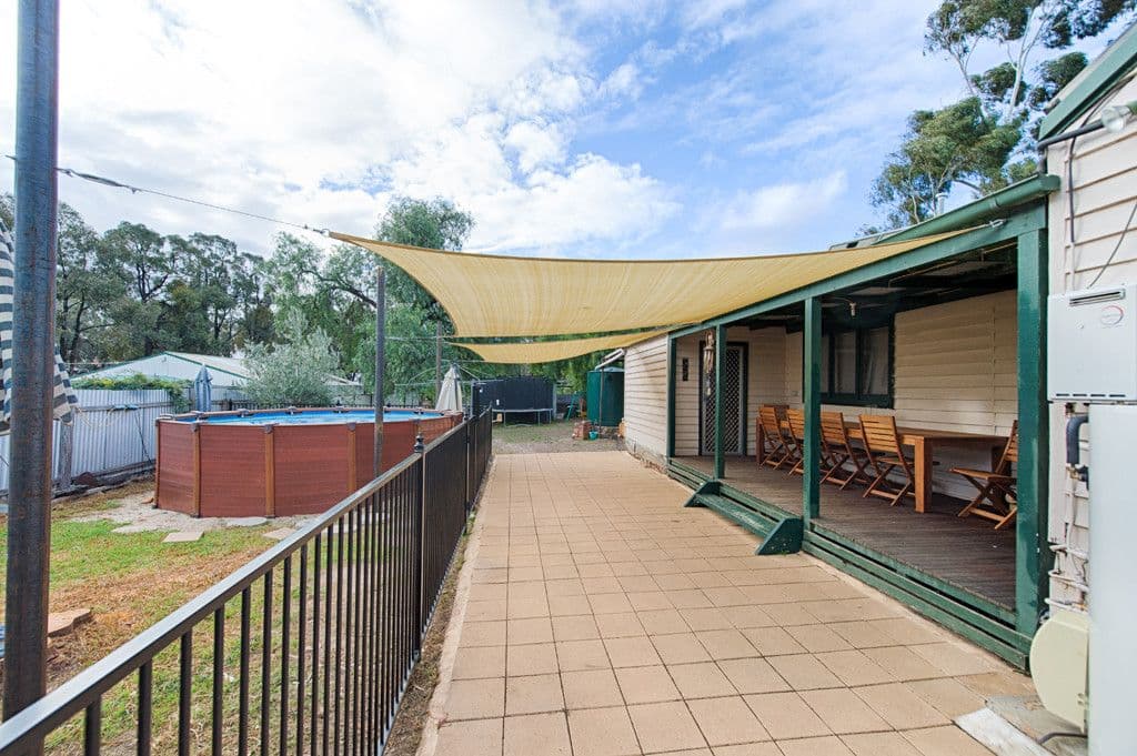 6 Dunstan Street, Sailors Gully VIC 3556, Sailors Gully - Thumbnail 7