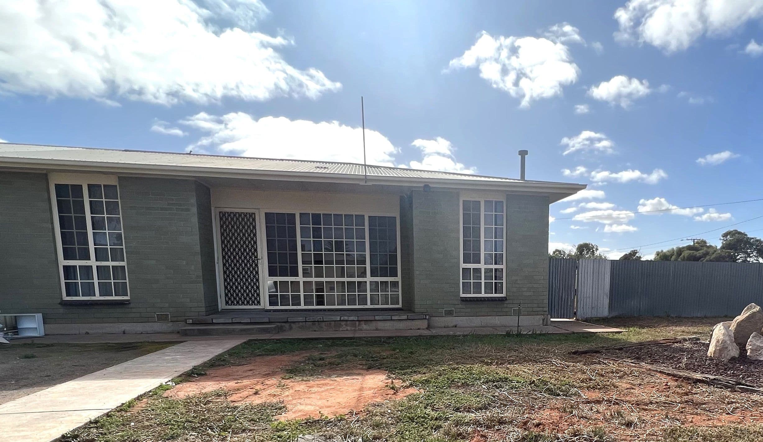 2 Ephgrave Street, Whyalla Stuart SA 5608, Whyalla Stuart - Thumbnail 2