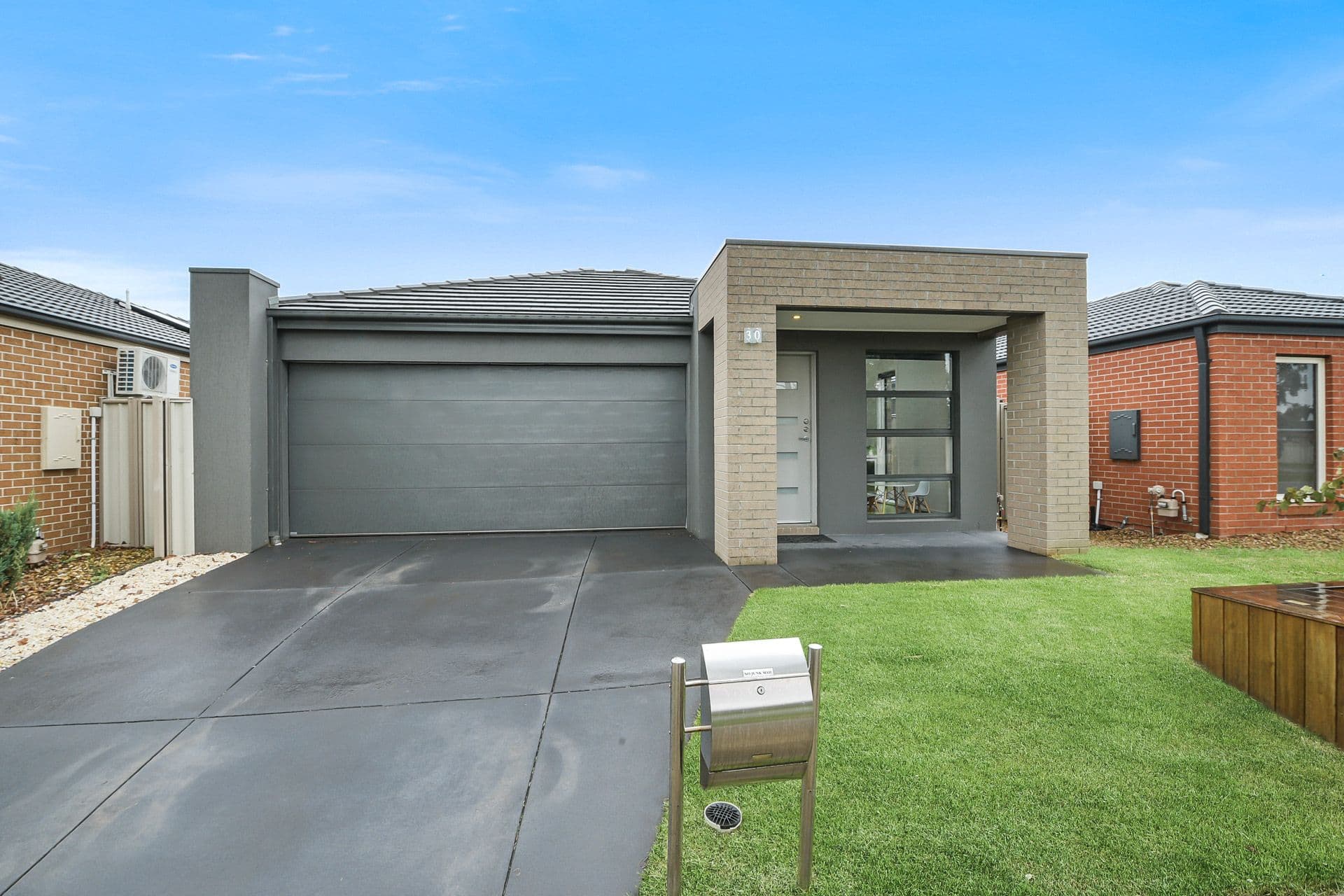 30 Victory Drive, Pakenham VIC 3810, Pakenham - Thumbnail 2