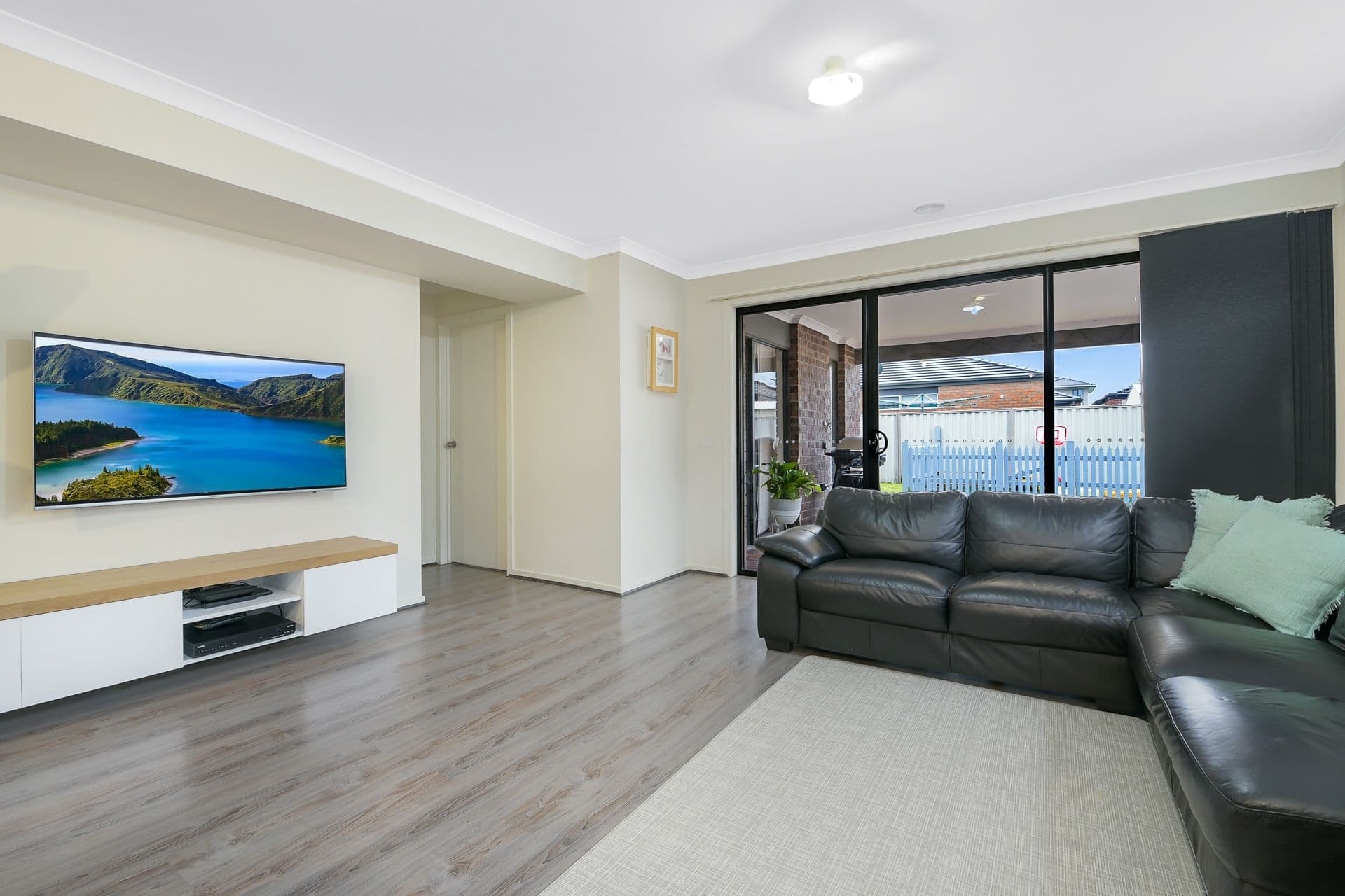 30 Victory Drive, Pakenham VIC 3810, Pakenham - Thumbnail 3