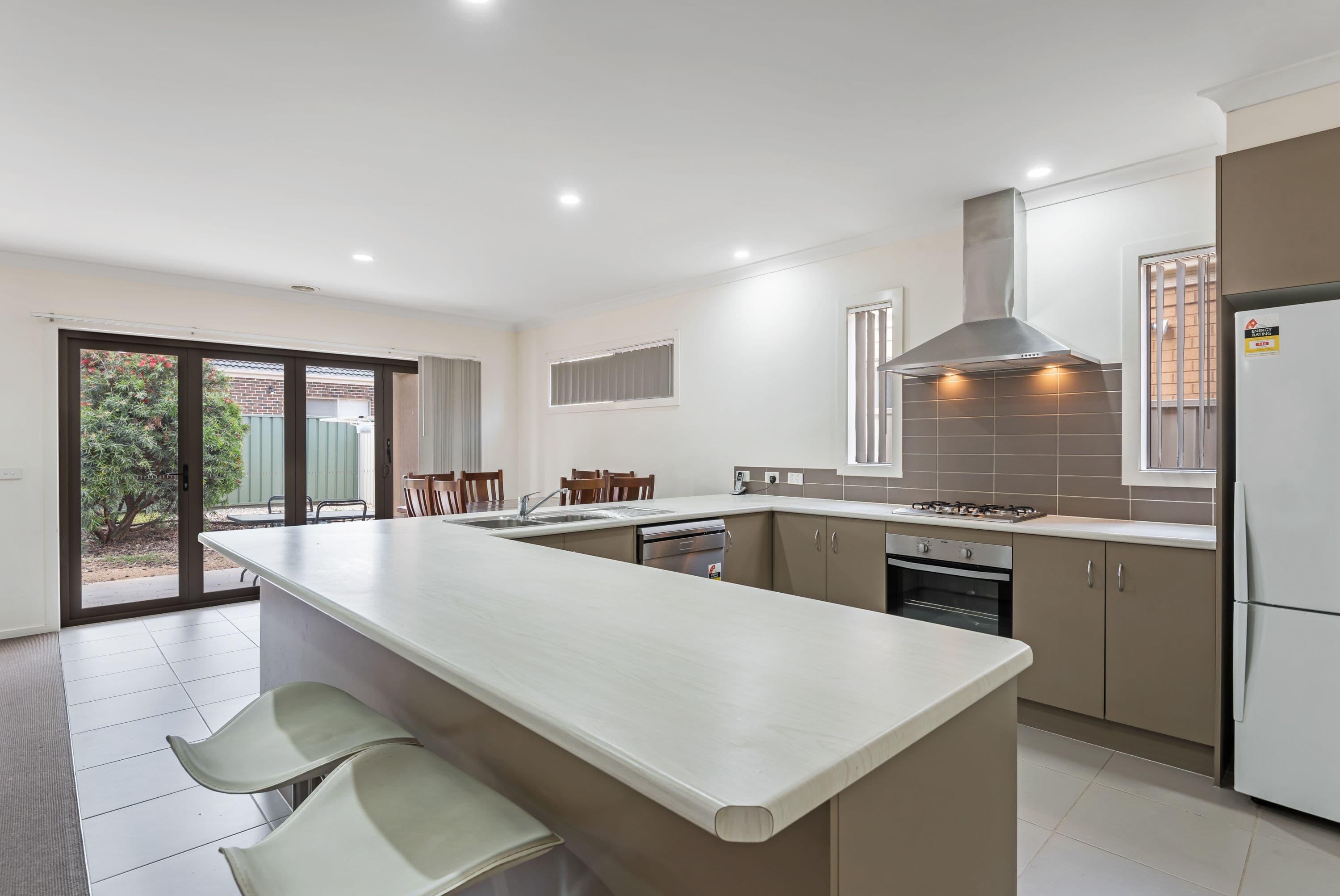 64 Lawson Way, Caroline Springs VIC 3023, Caroline Springs - Thumbnail 5