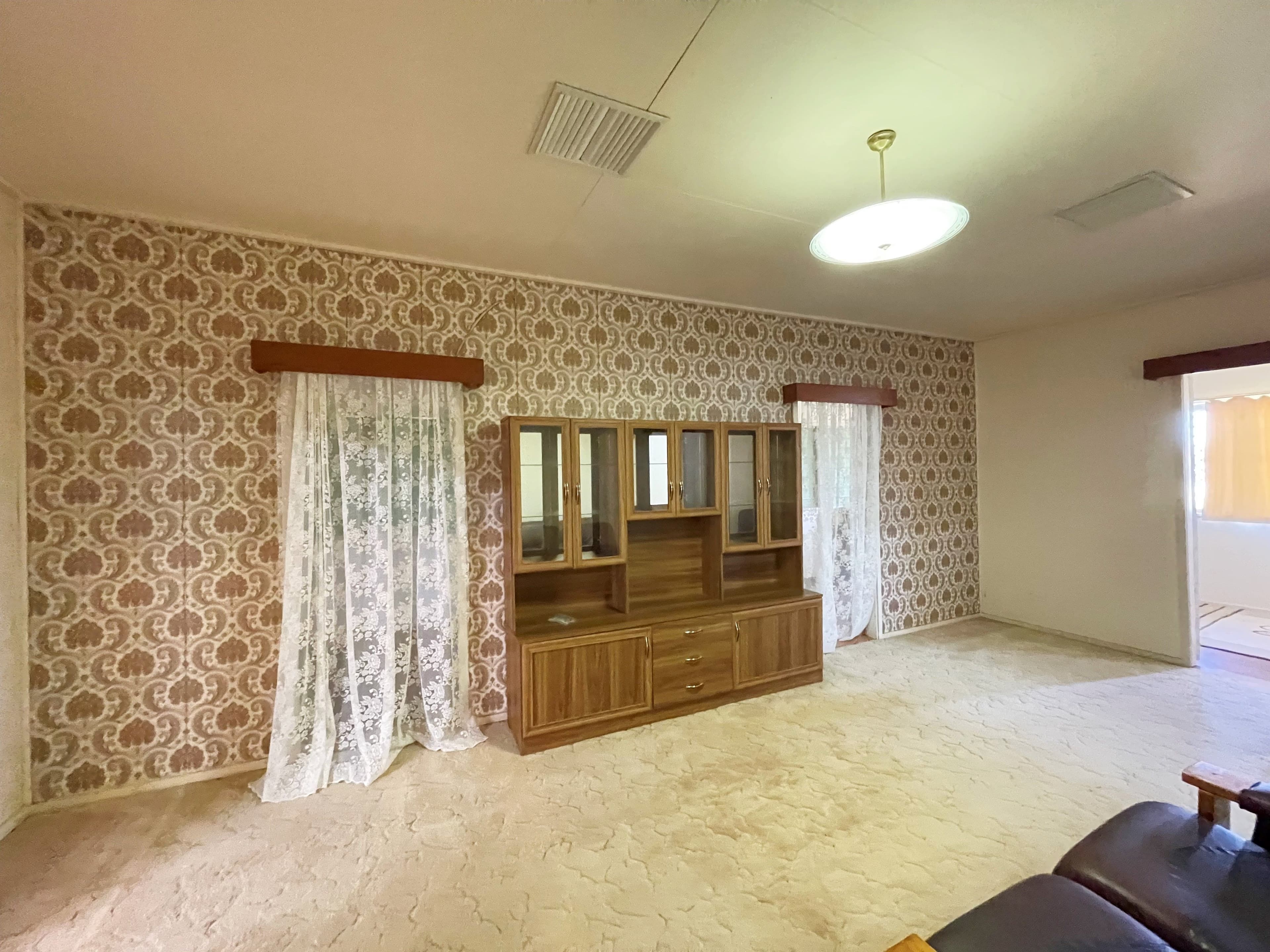 115 Elm Street, Barcaldine QLD 4725, Barcaldine - Thumbnail 4