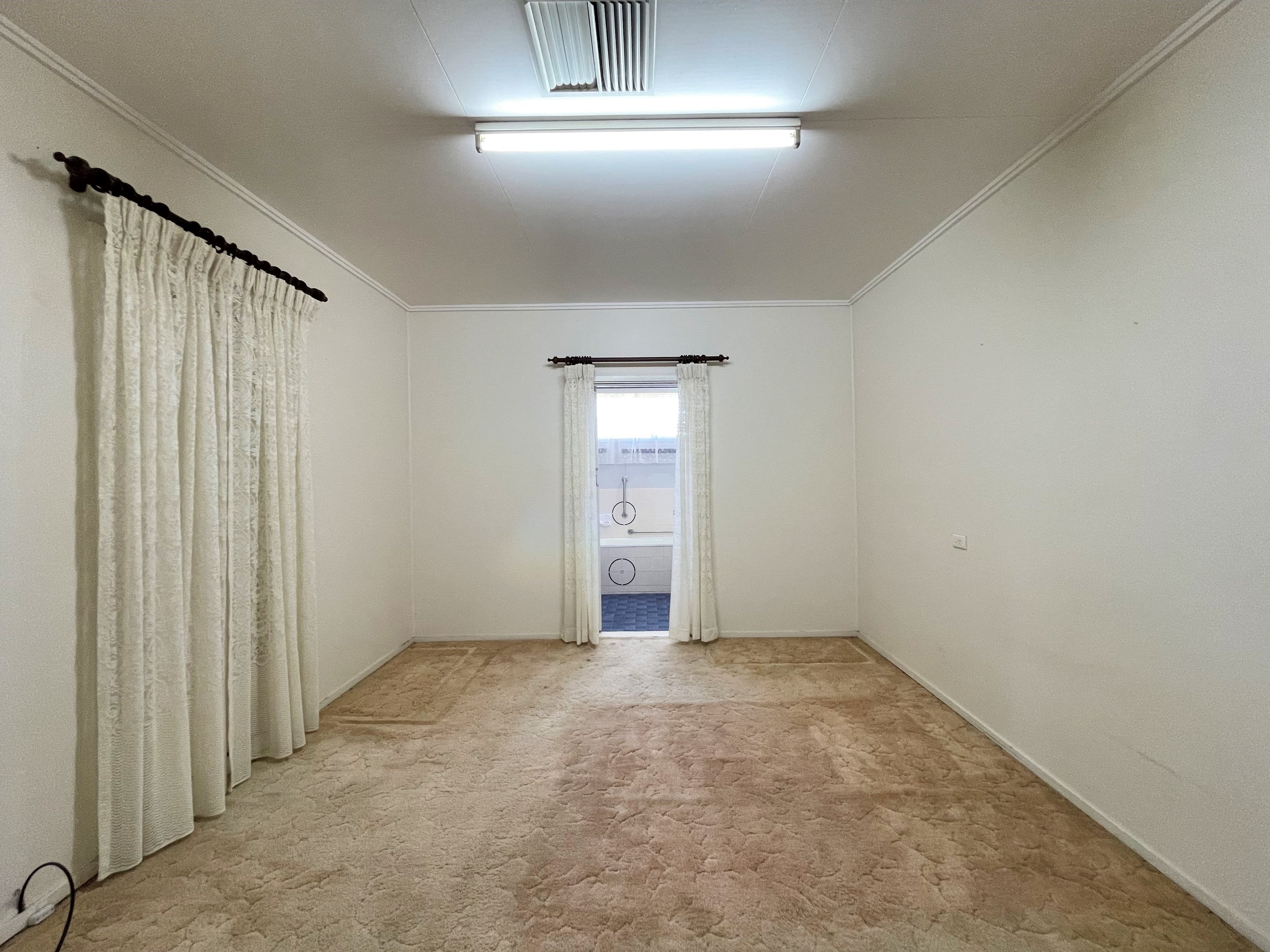 115 Elm Street, Barcaldine QLD 4725, Barcaldine - Thumbnail 7