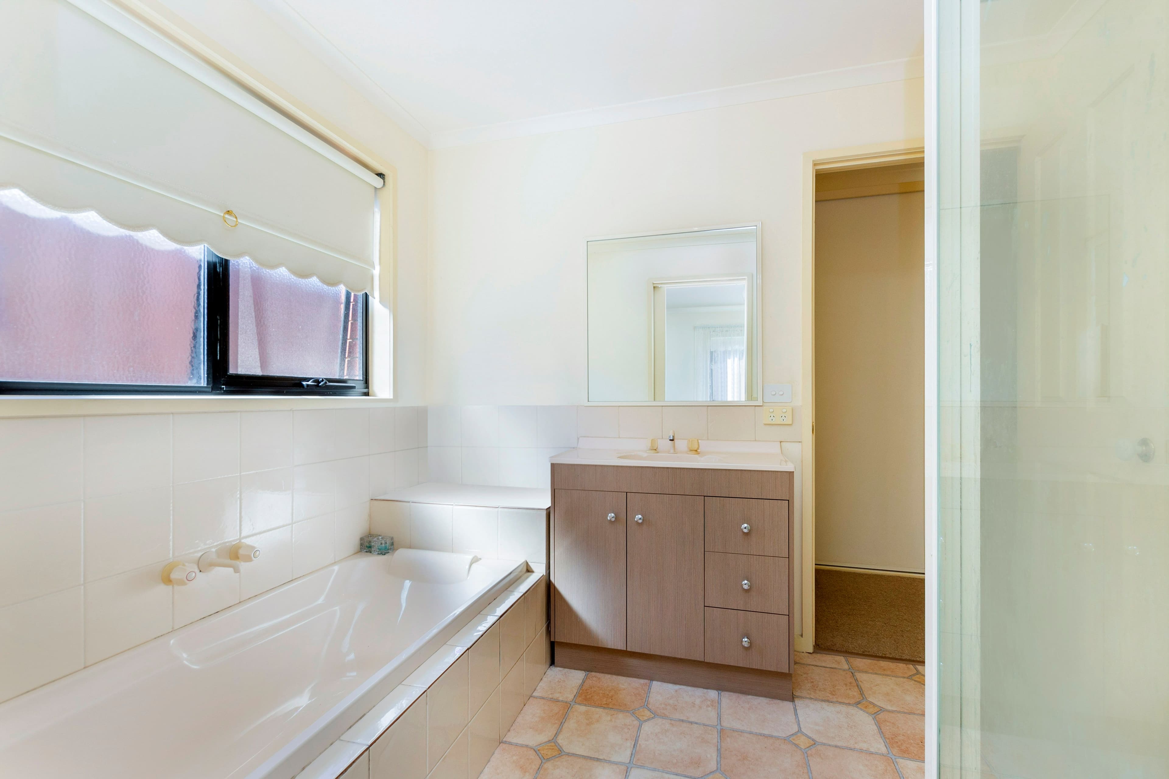 35 Caroville Drive, Warrnambool VIC 3280, Warrnambool - Thumbnail 5
