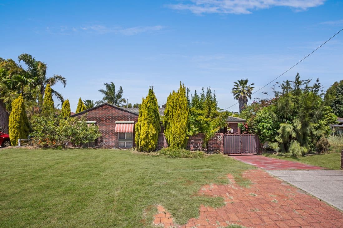 8 Chataway Road, Girrawheen WA 6064, Girrawheen - Image 1