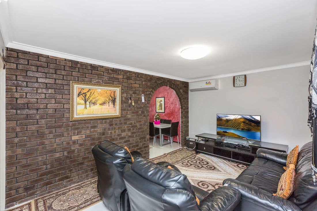 8 Chataway Road, Girrawheen WA 6064, Girrawheen - Thumbnail 3
