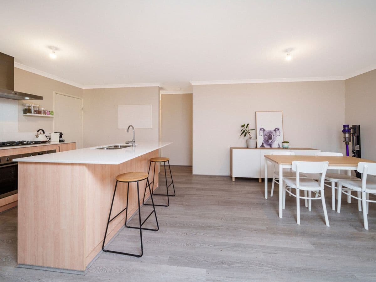 15 Glamorgan Loop, Ellenbrook WA 6069, Ellenbrook - Image 1