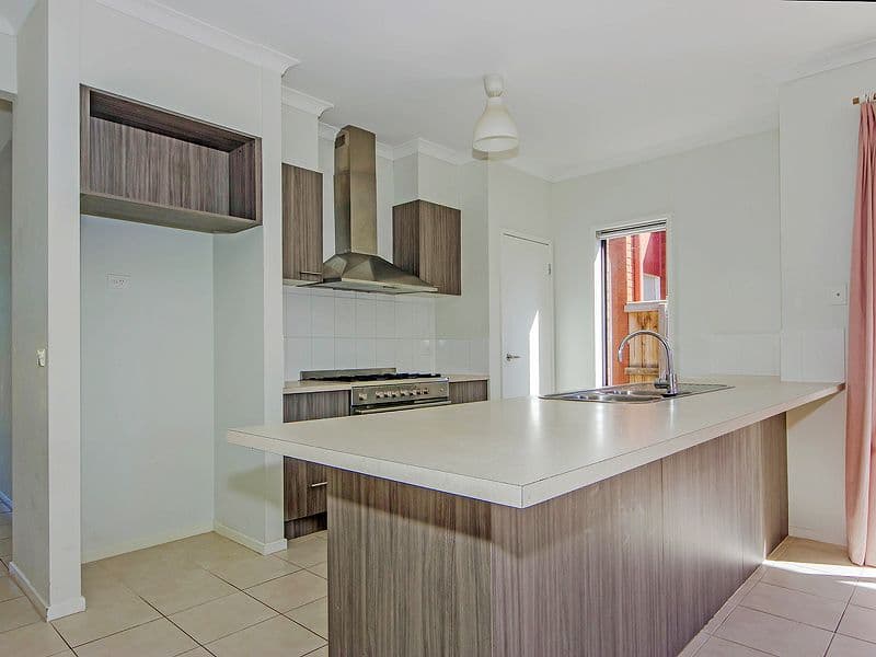 6 Gumleaf Road, Tarneit VIC 3029, Tarneit - Thumbnail 4