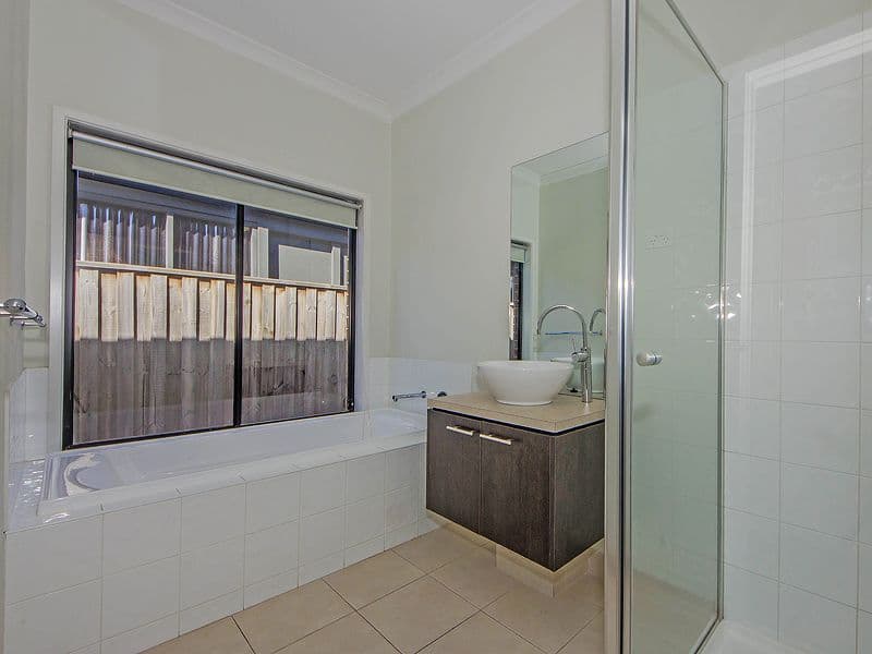 6 Gumleaf Road, Tarneit VIC 3029, Tarneit - Thumbnail 5