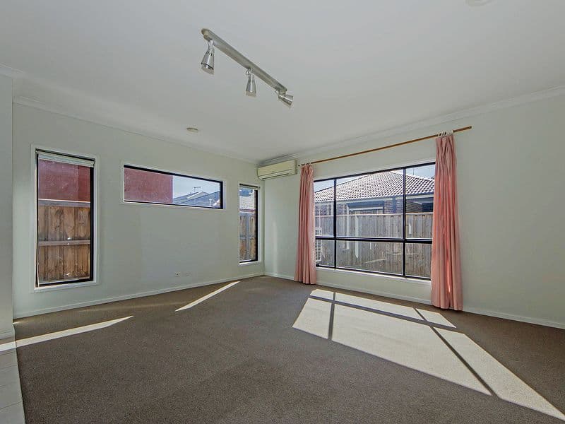 6 Gumleaf Road, Tarneit VIC 3029, Tarneit - Thumbnail 8