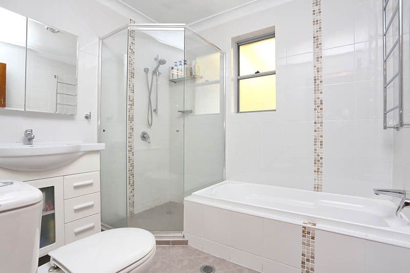 11 Kimberley Crescent, Fairfield West - Thumbnail 4