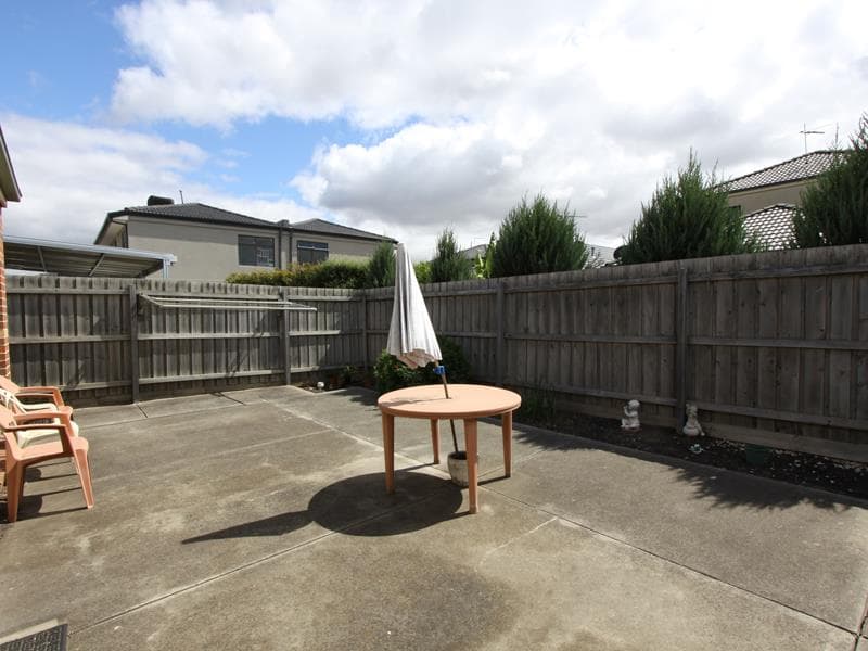 2/3 Fisher Court, Werribee - Thumbnail 7