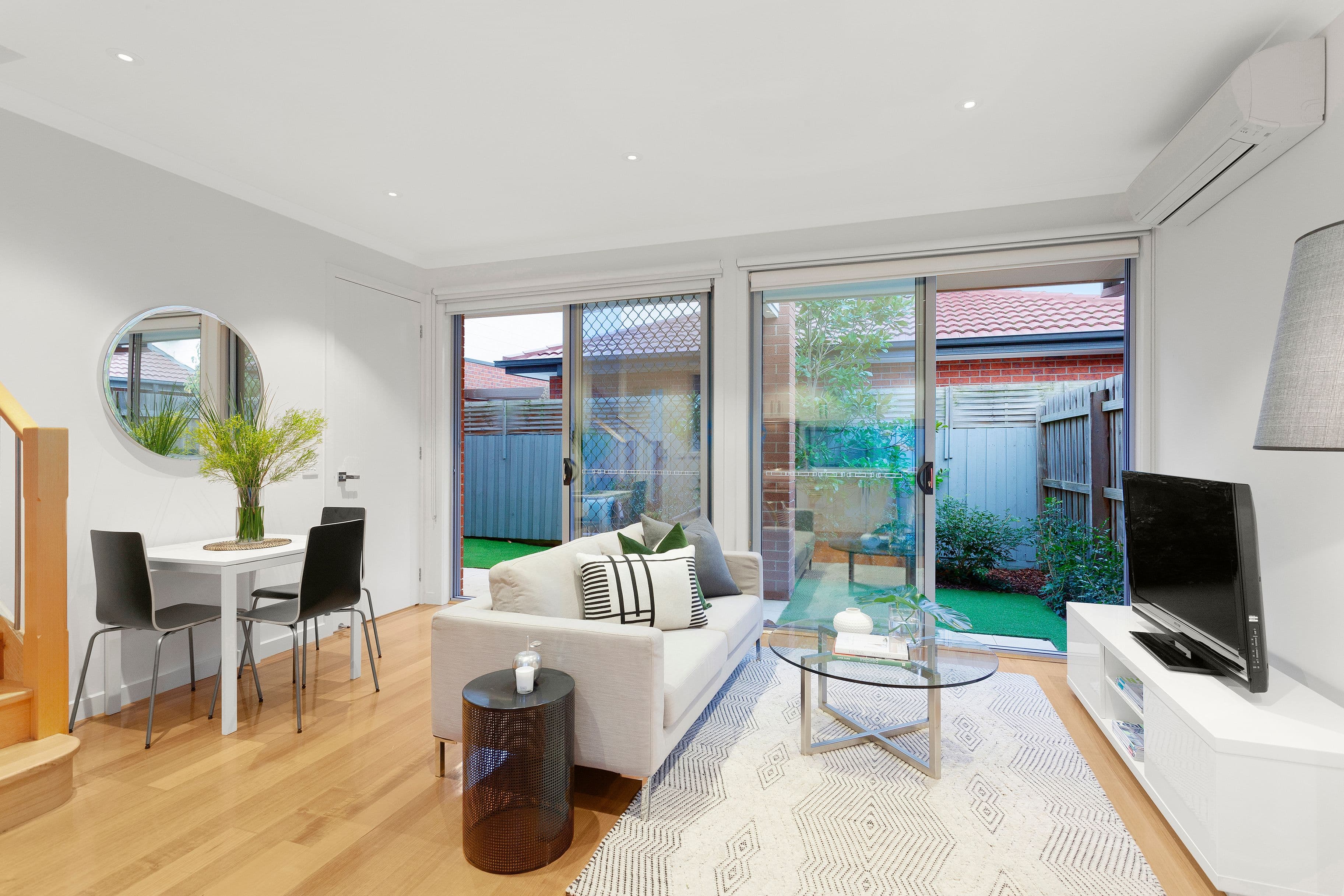 34 Ames Avenue, Carnegie VIC 3163, Carnegie - Thumbnail 2
