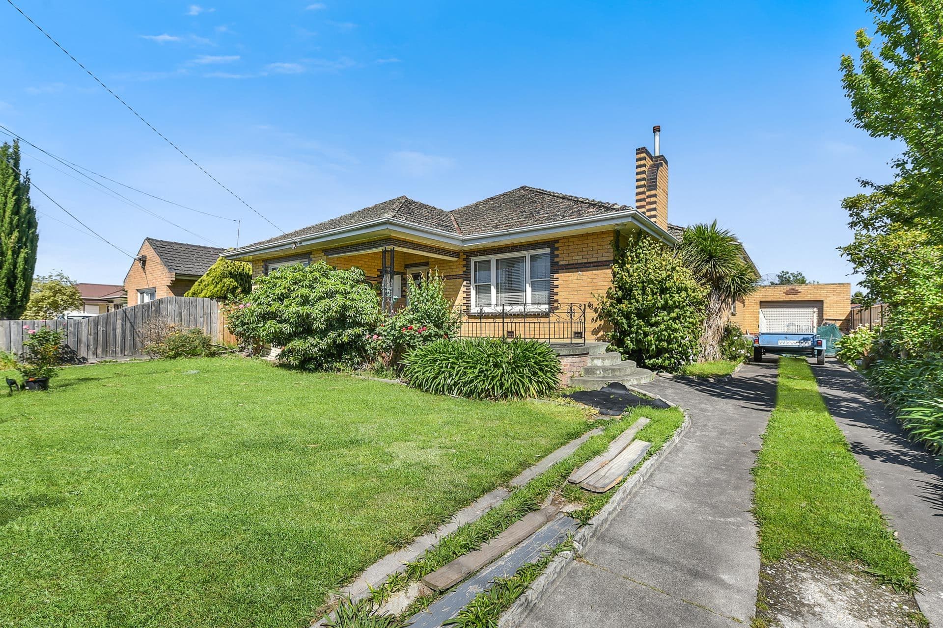 6 Canberra Avenue, Dandenong VIC 3175, Dandenong - Thumbnail 2