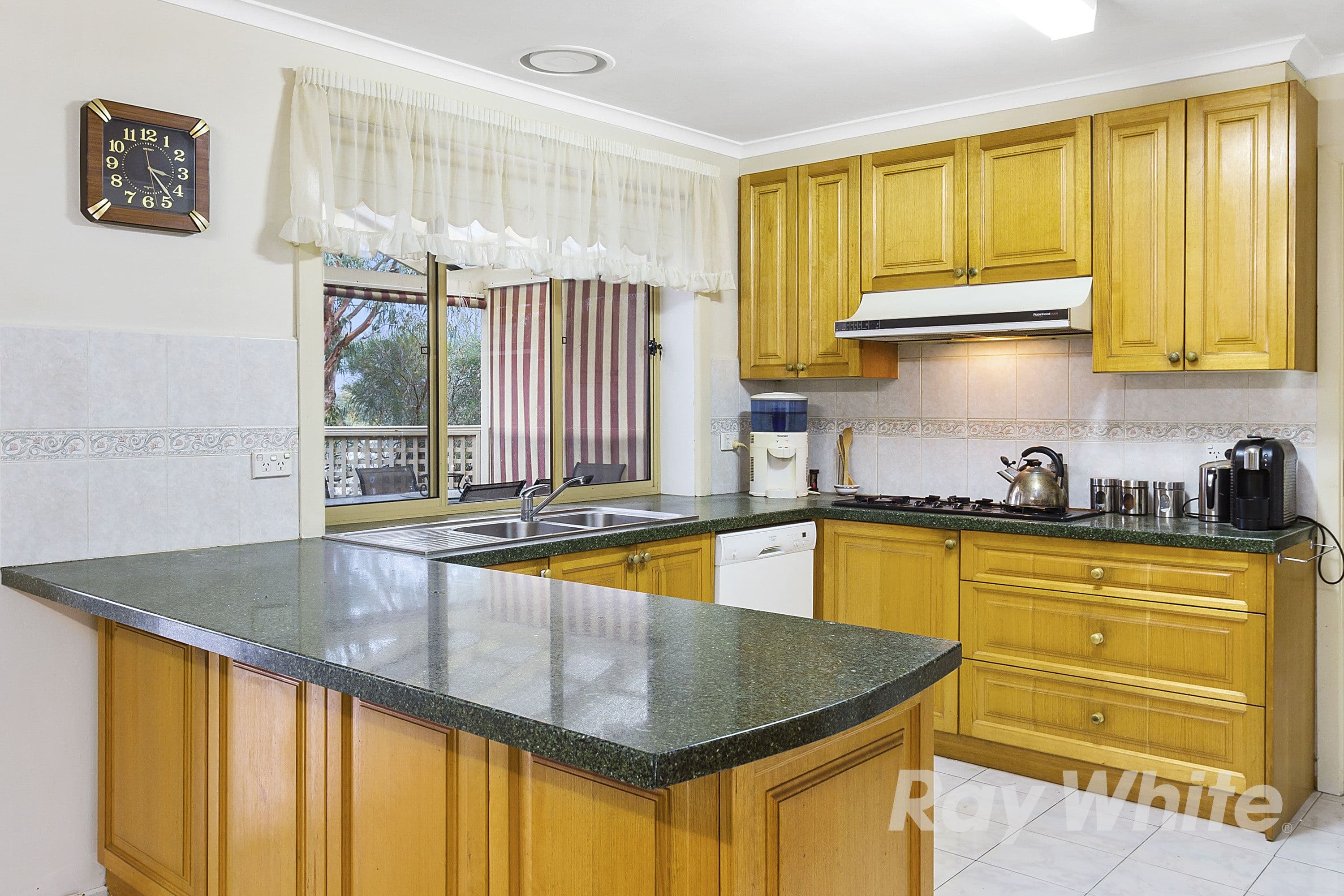 5 Bonnie Court, Ferntree Gully VIC 3156, Ferntree Gully - Thumbnail 3