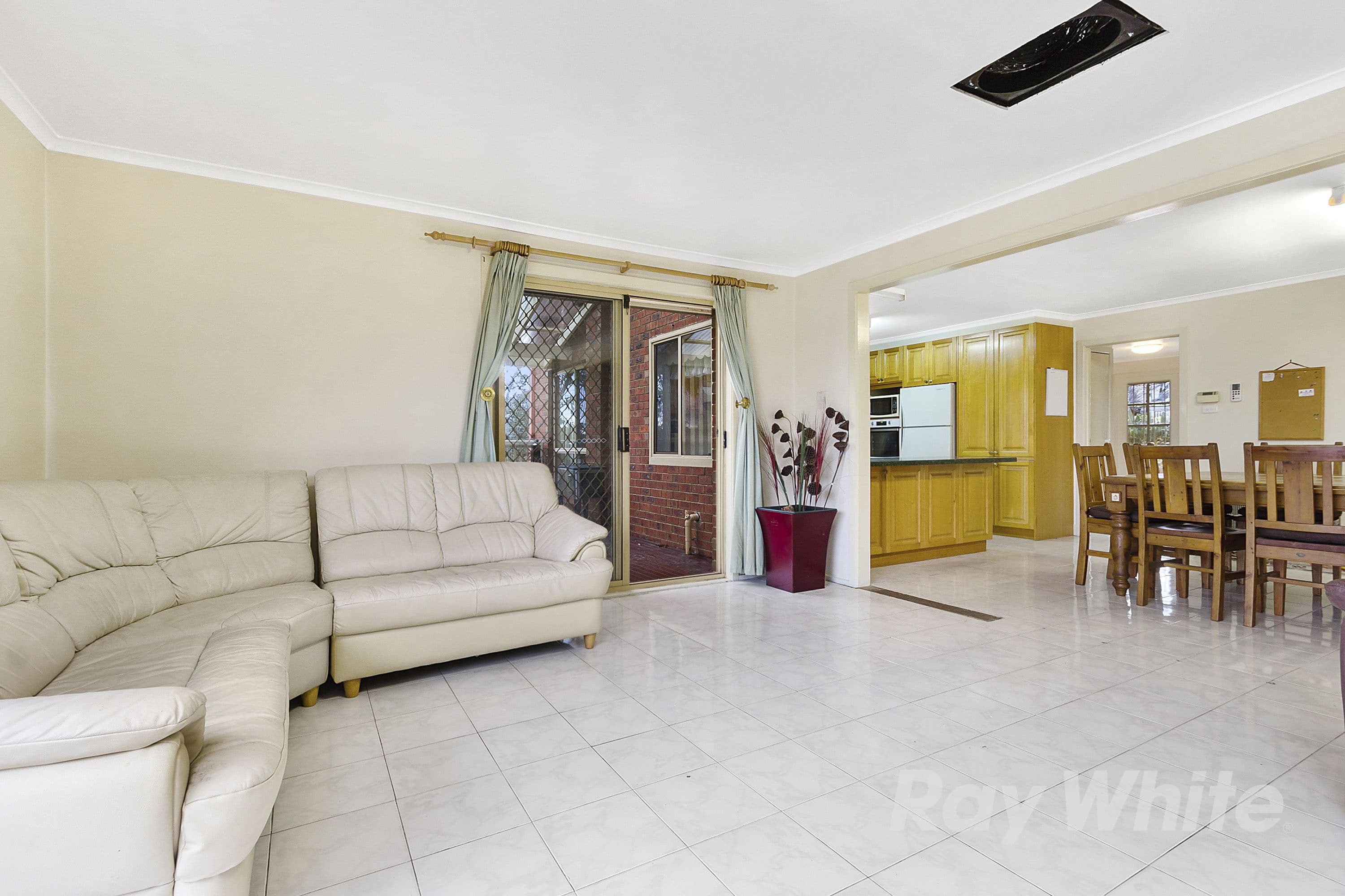 5 Bonnie Court, Ferntree Gully VIC 3156, Ferntree Gully - Thumbnail 4