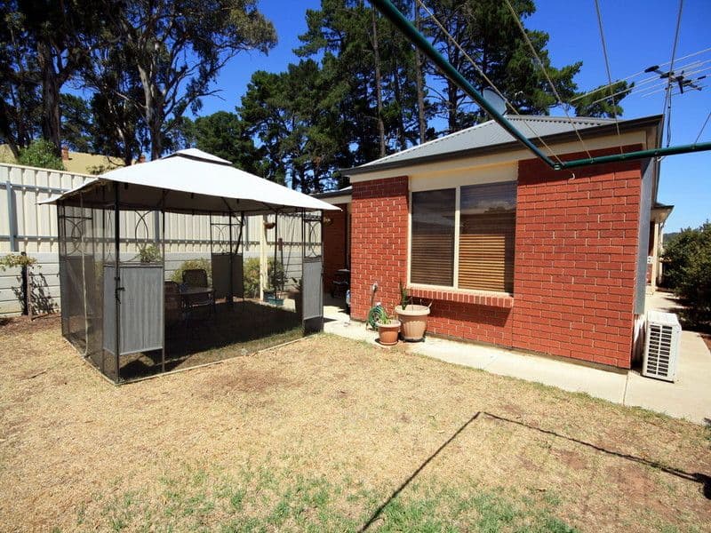 No.3 10 Bruce Close, MOUNT BARKER SA 5251, Mount Barker - Thumbnail 2