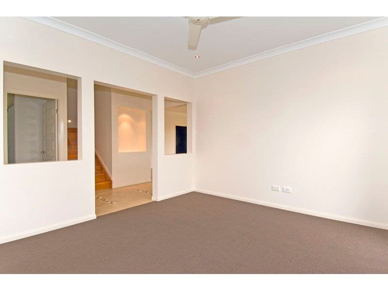 5 Turtle Place, REDLAND BAY QLD 4165, Redland Bay - Thumbnail 7