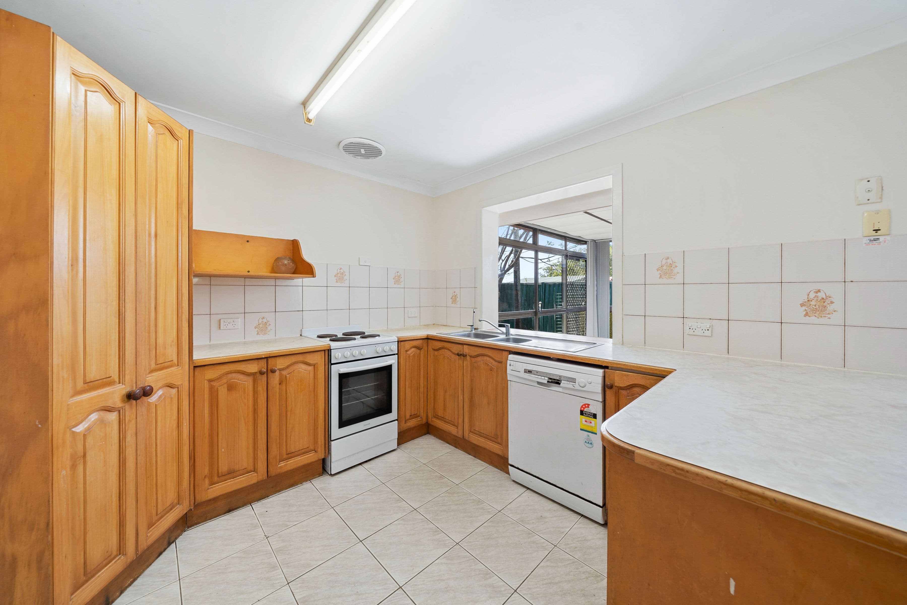 15 Kyogle Street, Crestmead QLD 4132, Crestmead - Thumbnail 4