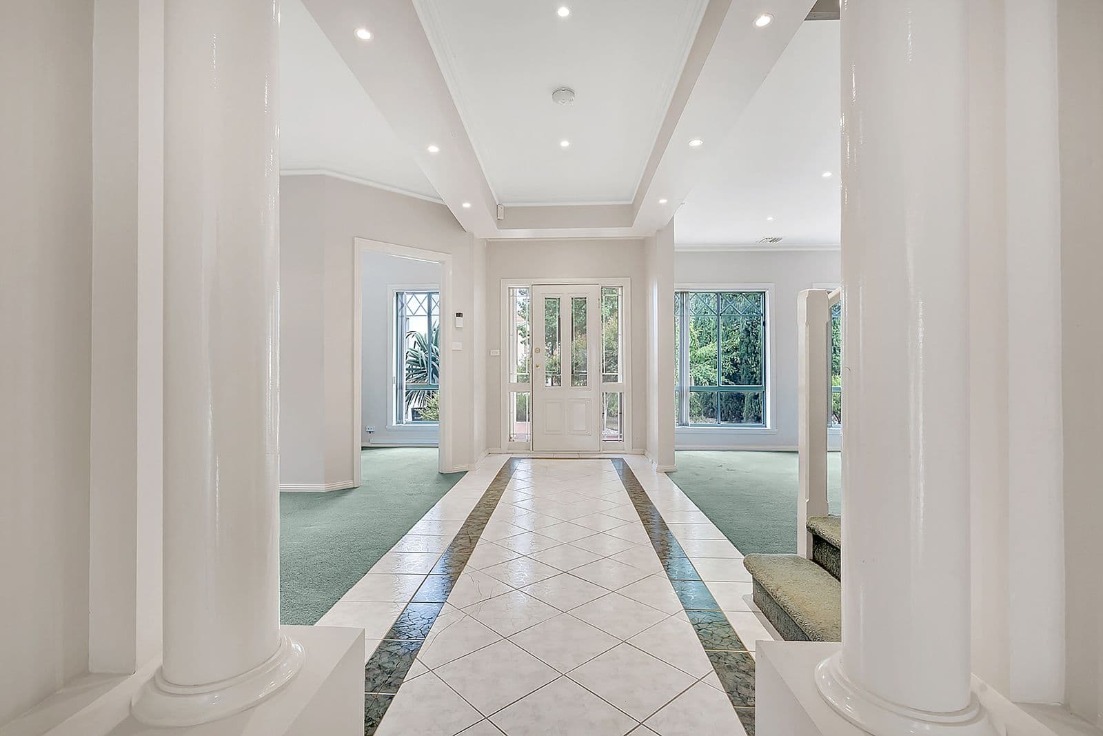 18 McGinness Avenue, Roxburgh Park VIC 3064, Roxburgh Park - Thumbnail 4