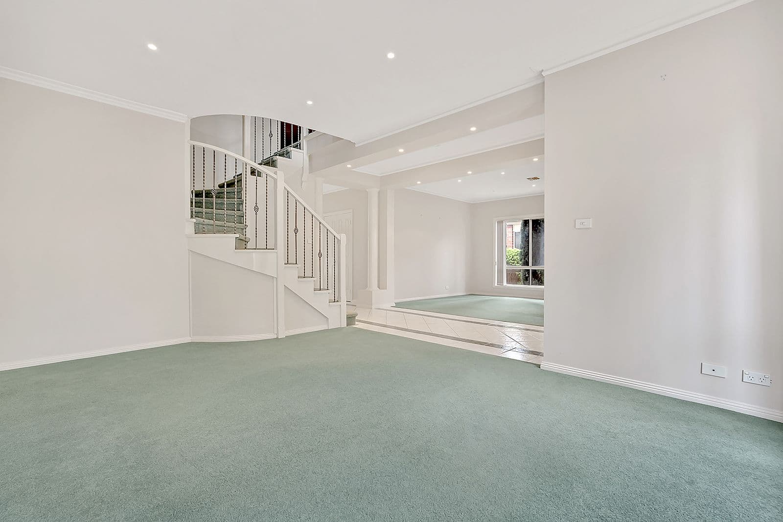 18 McGinness Avenue, Roxburgh Park VIC 3064, Roxburgh Park - Thumbnail 7