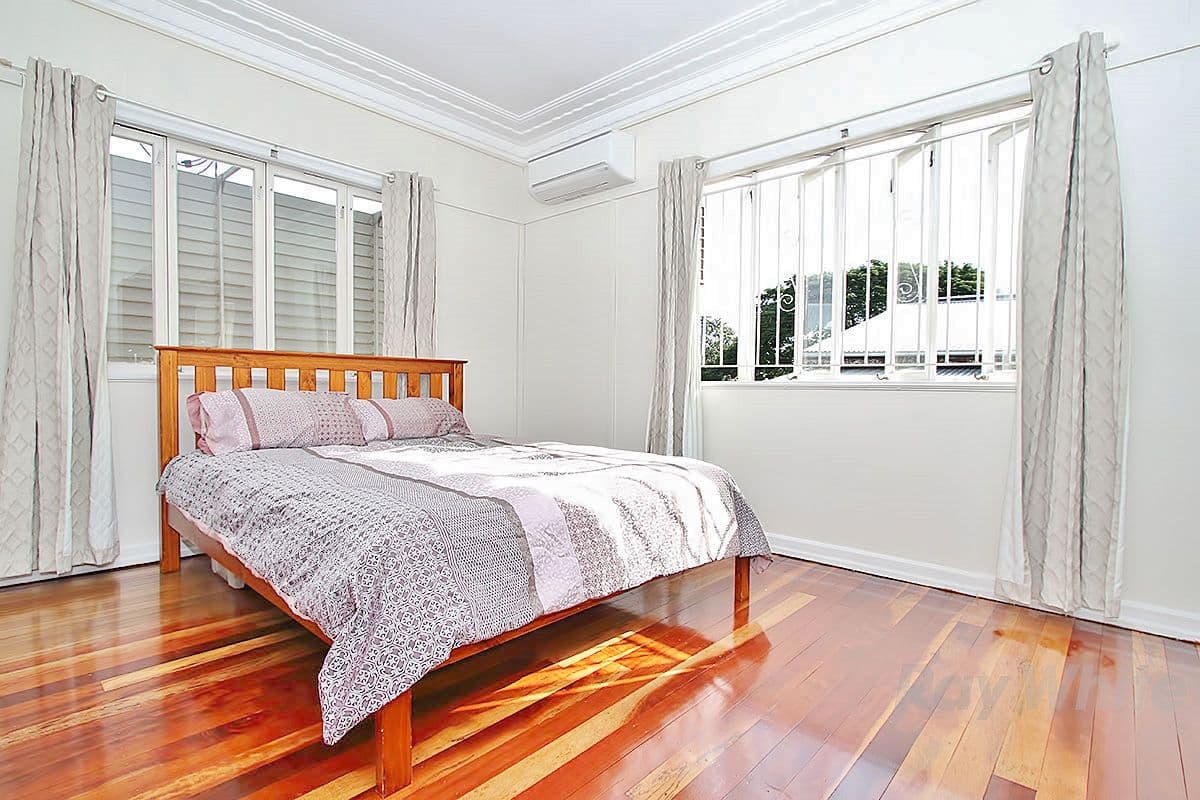 54 Lusitania Street, Newtown QLD 4305, Newtown - Thumbnail 2