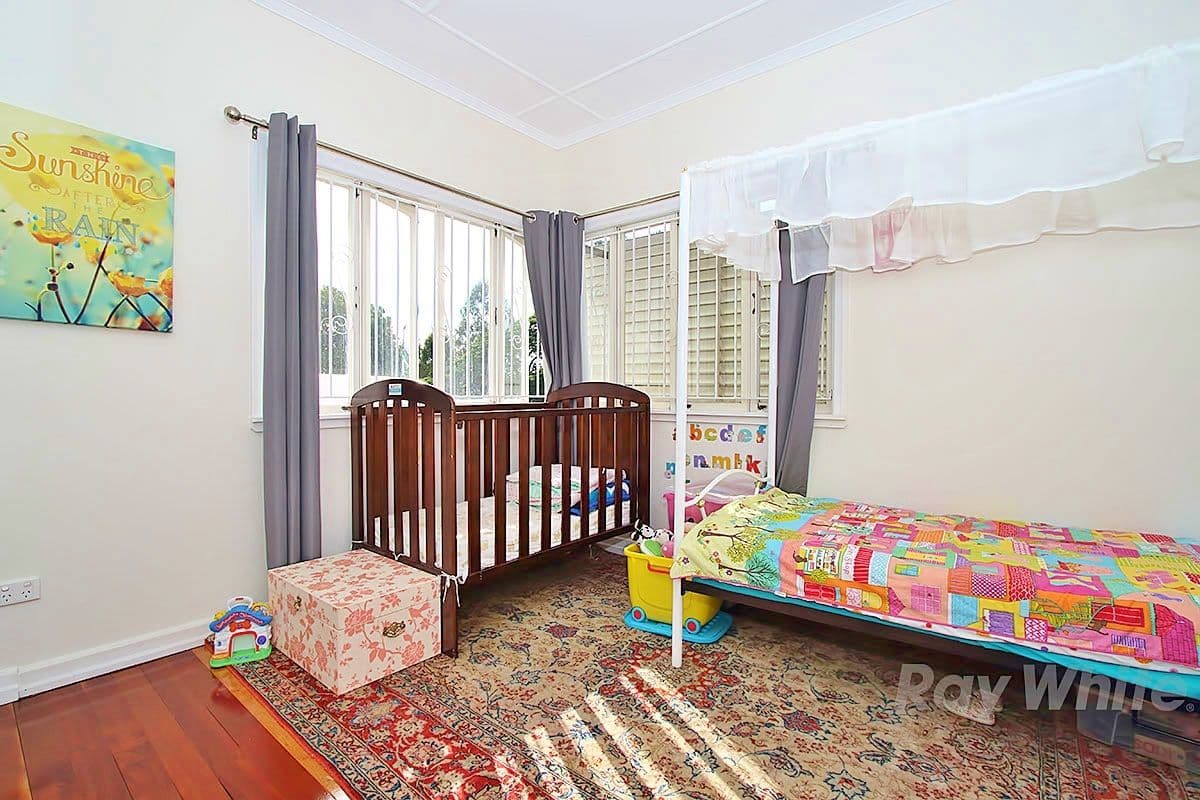 54 Lusitania Street, Newtown QLD 4305, Newtown - Thumbnail 3