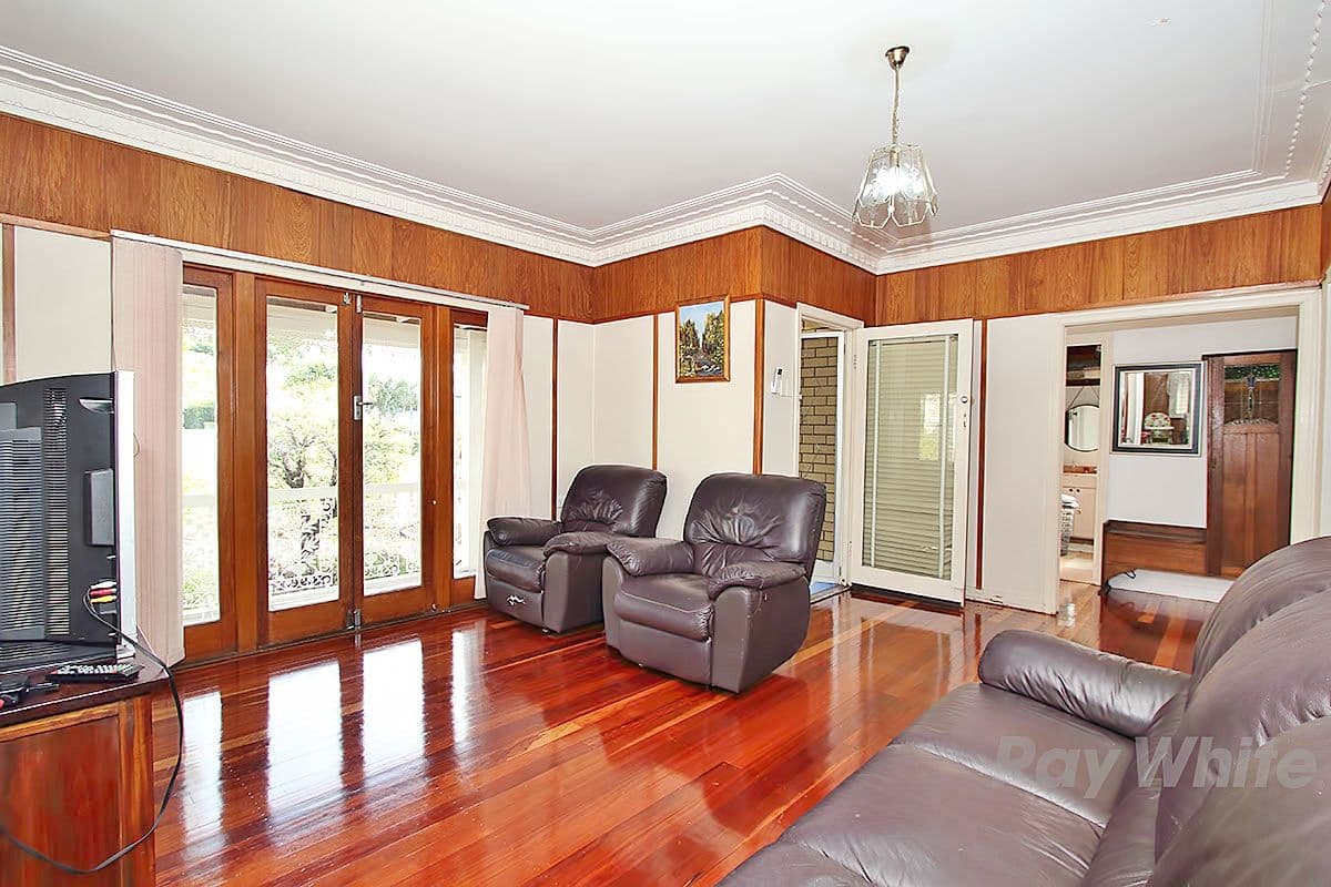 54 Lusitania Street, Newtown QLD 4305, Newtown - Thumbnail 6