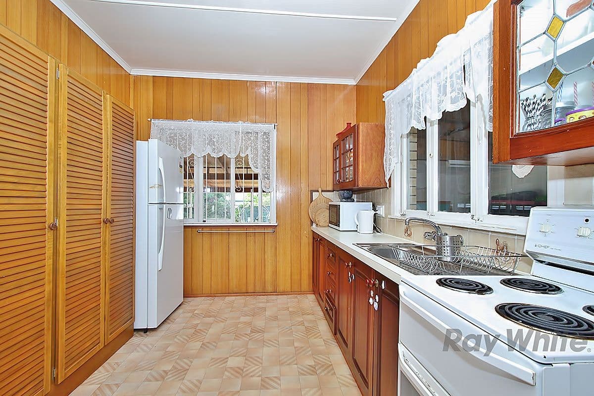 54 Lusitania Street, Newtown QLD 4305, Newtown - Thumbnail 7