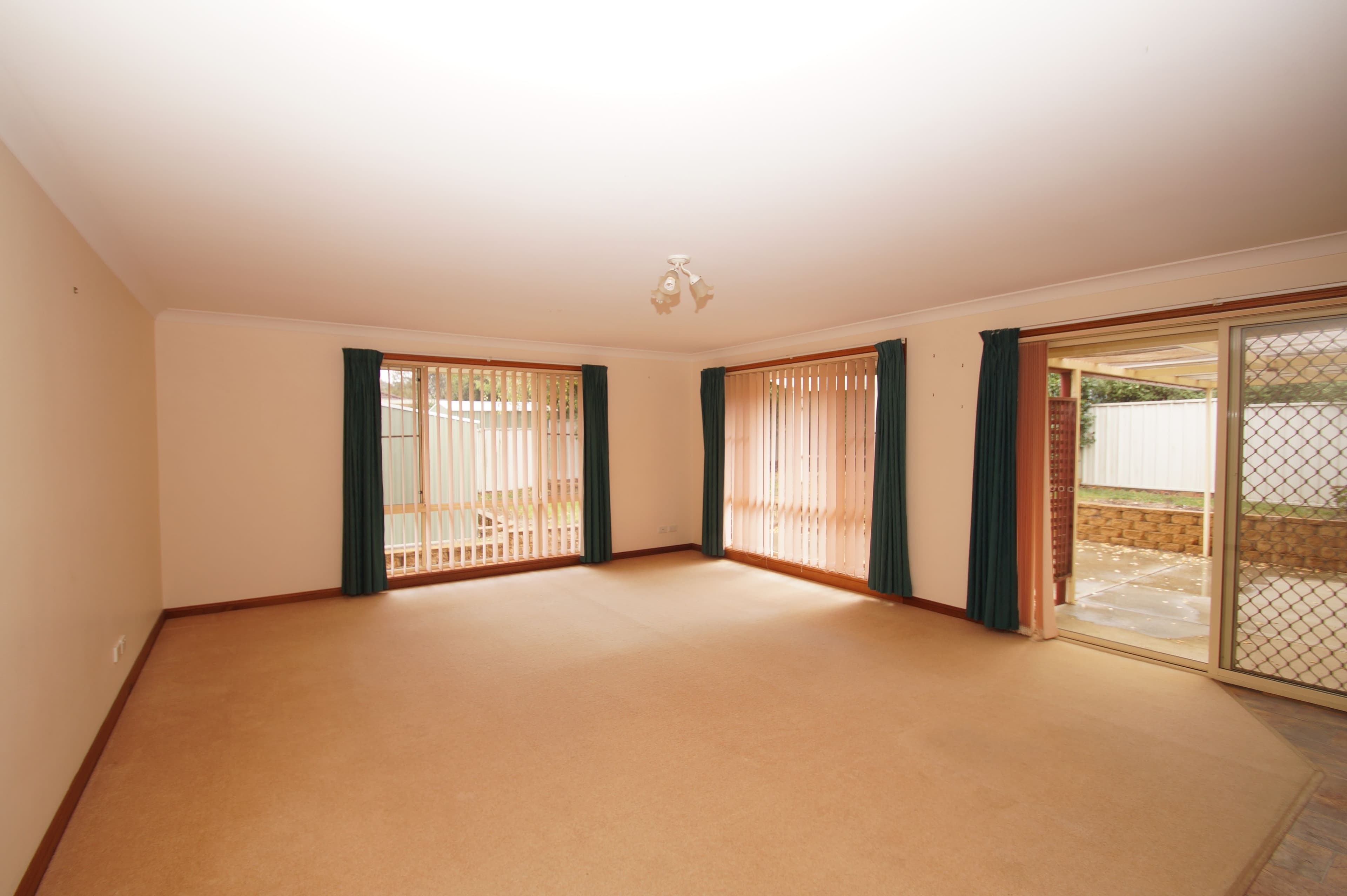 7 David Crescent, Armidale - Thumbnail 2