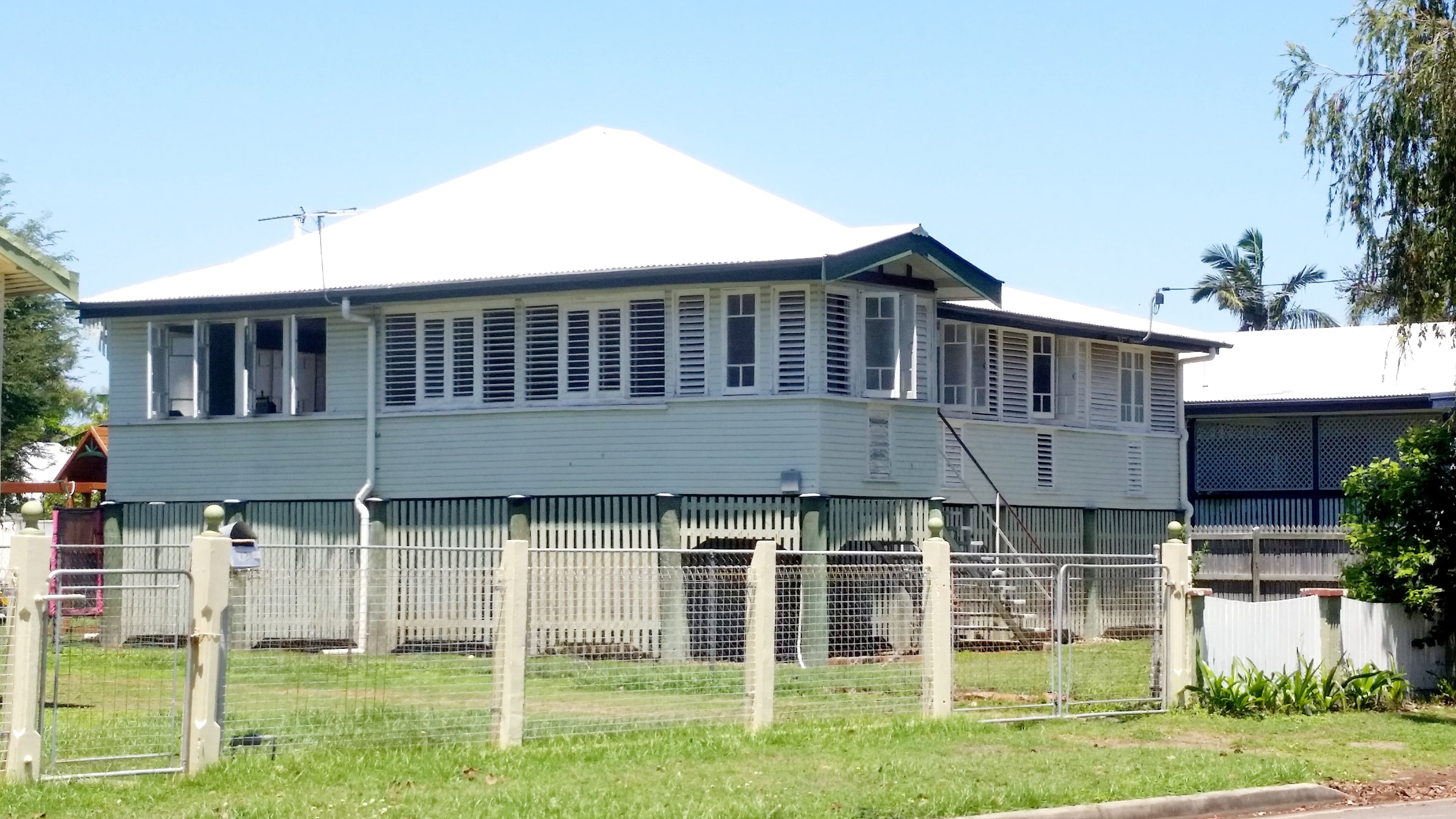 11 Clayton Street, Hermit Park QLD 4812, Hermit Park - Thumbnail 4