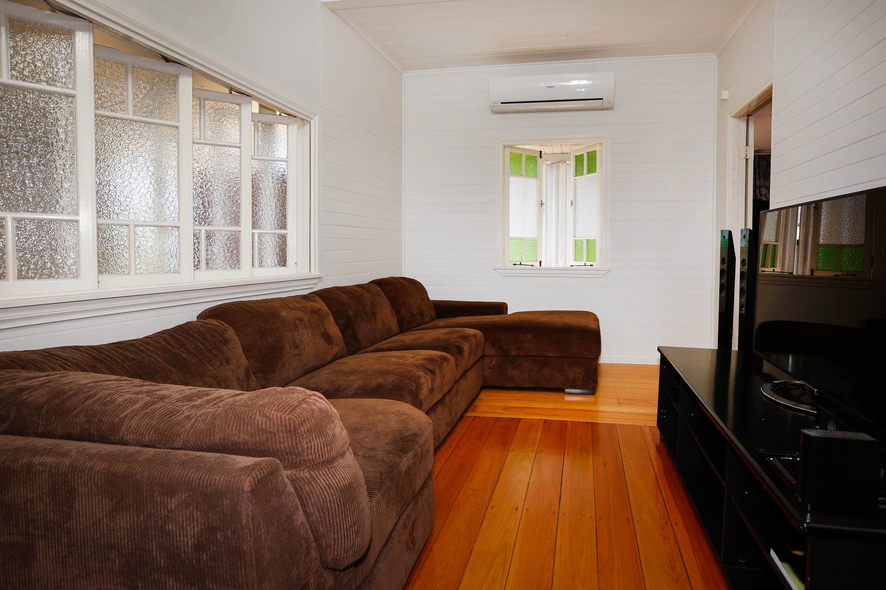 11 Clayton Street, Hermit Park QLD 4812, Hermit Park - Thumbnail 8