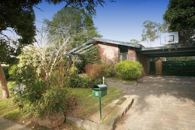 12 Leamington Crescent, GLEN WAVERLEY VIC 3150, Glen Waverley - Image 1