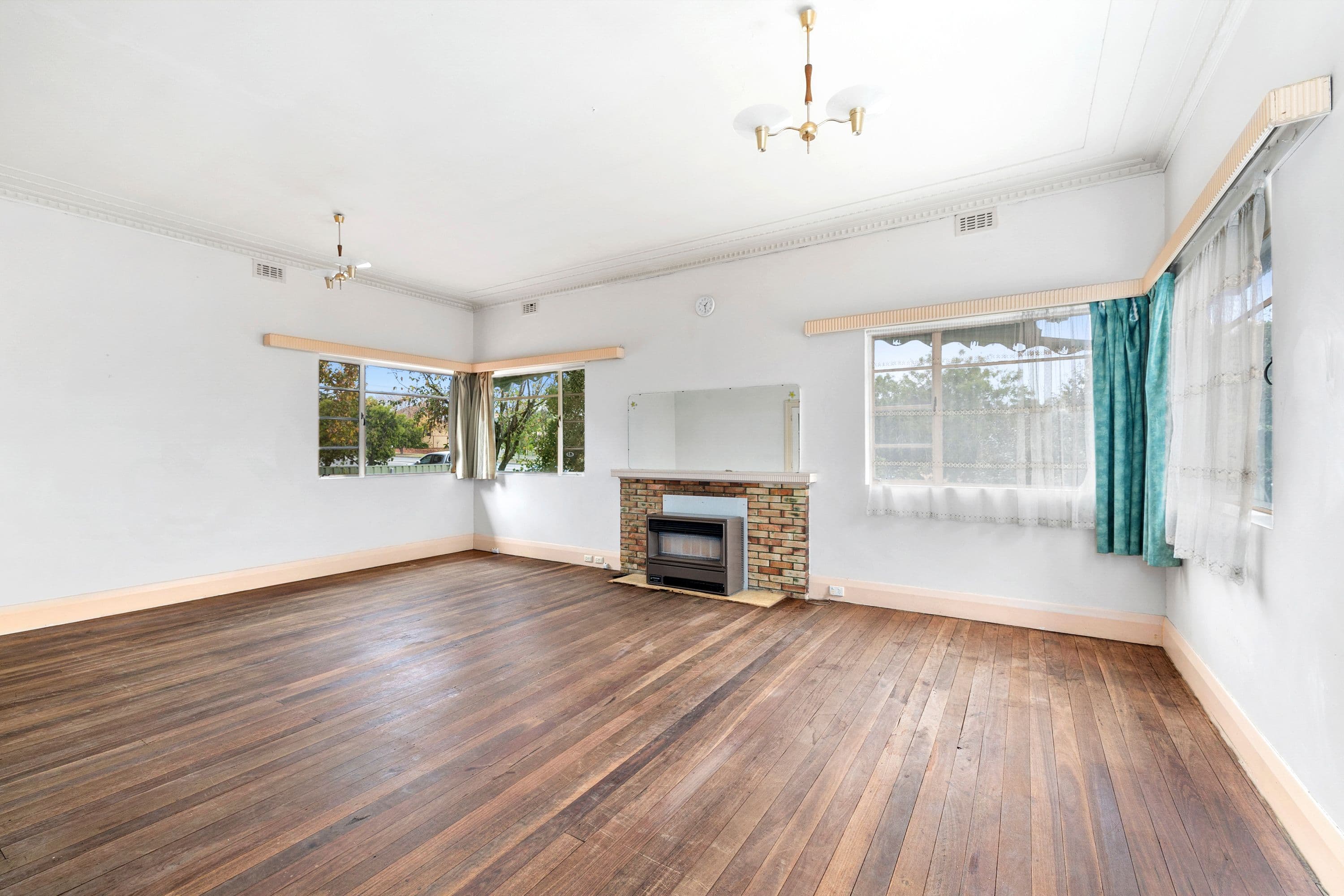 56 Vincent Street, Ararat VIC 3377, Ararat - Thumbnail 2