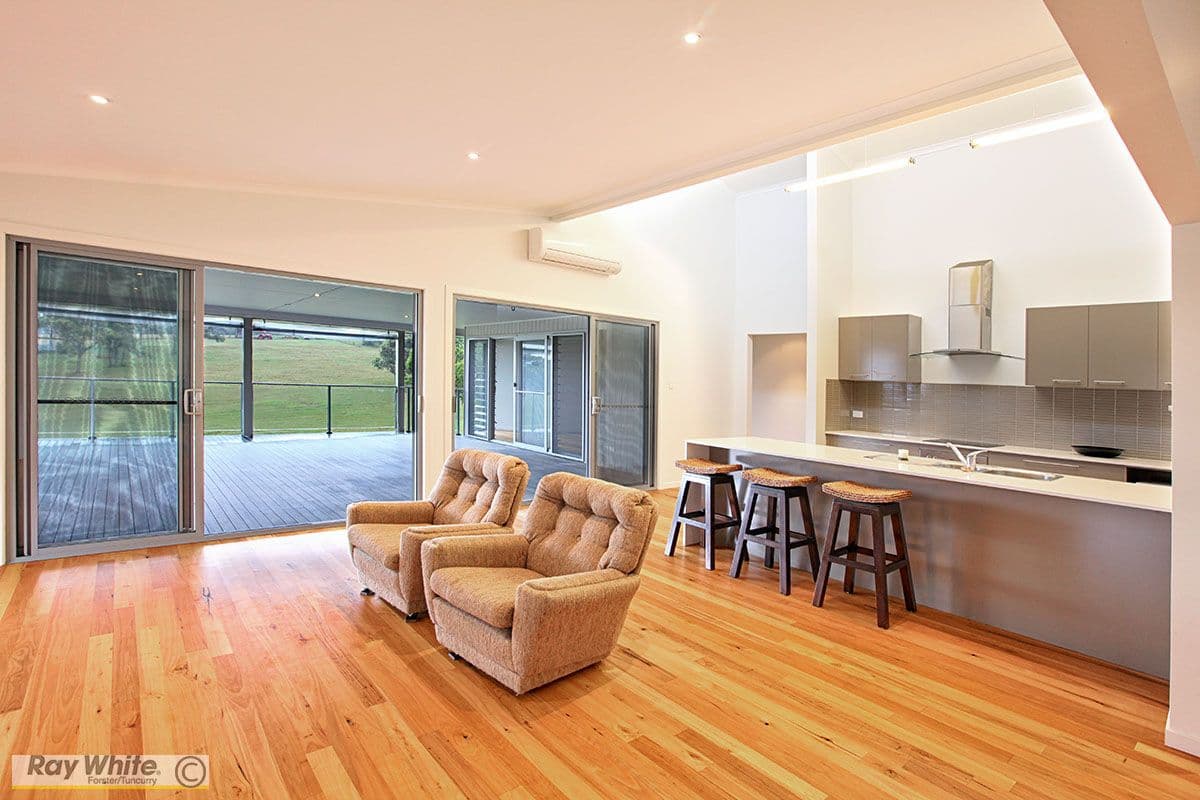 35 Sapphire Parade, Diamond Beach - Thumbnail 2